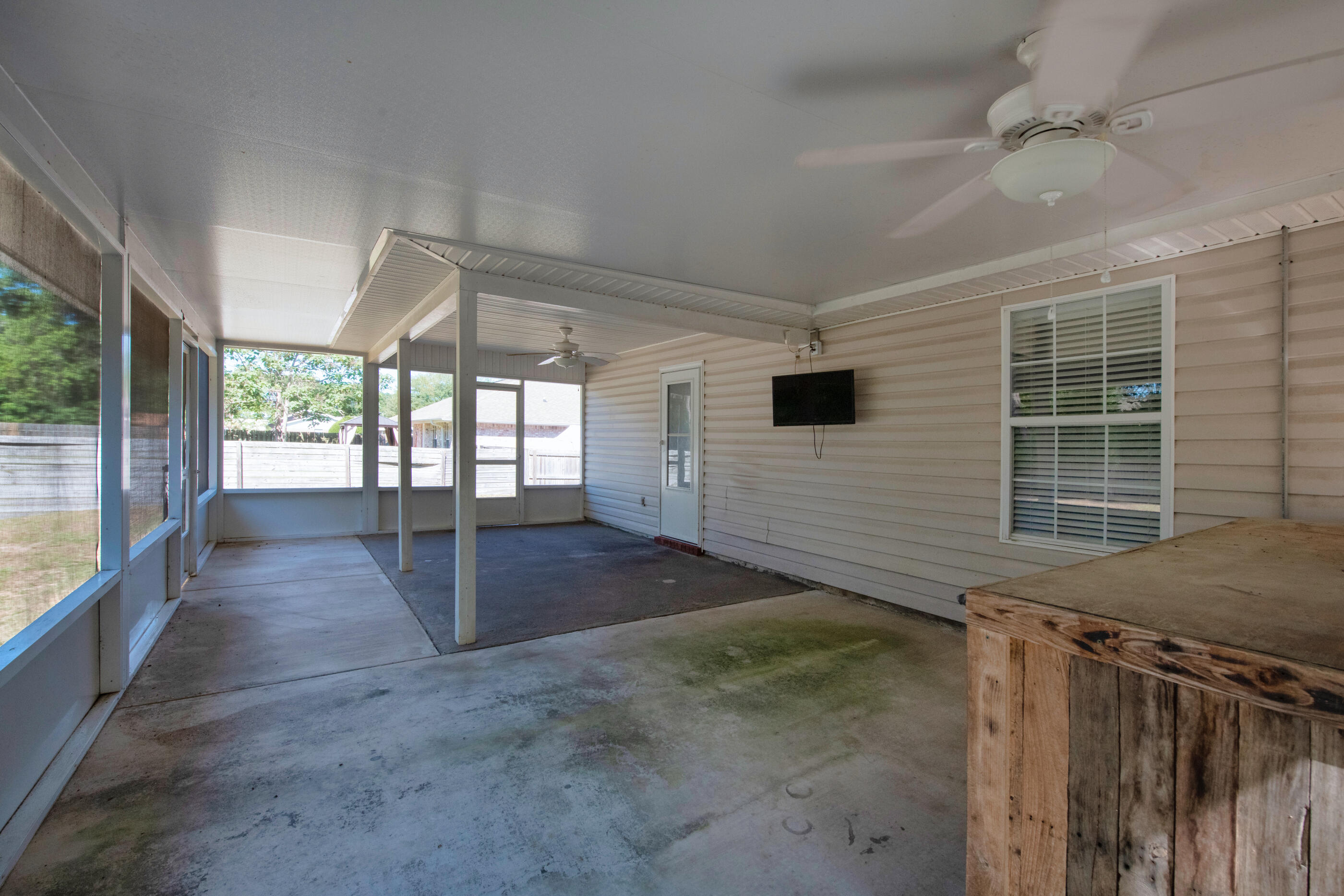 NAVARRE S/D 2ND ADDN - Residential