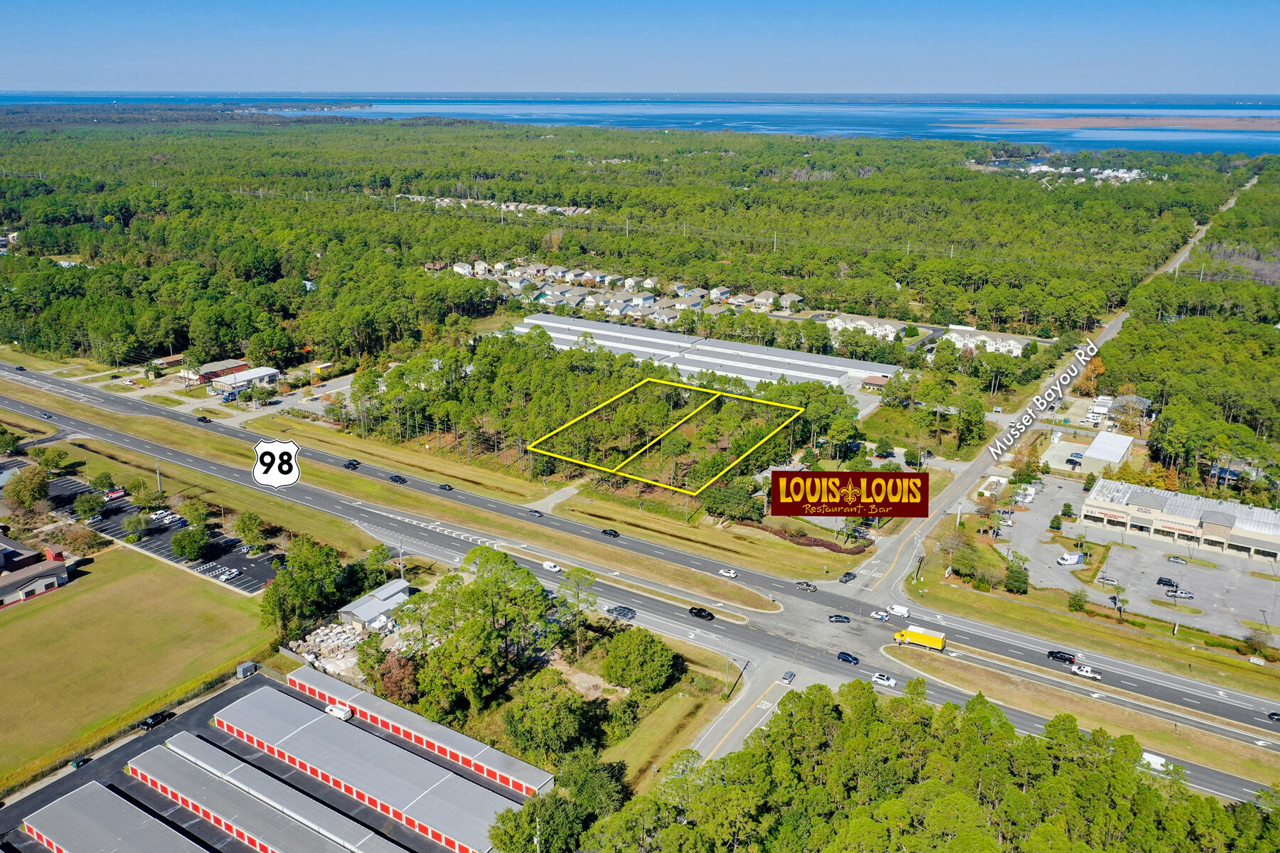 METES & BOUNDS - Land