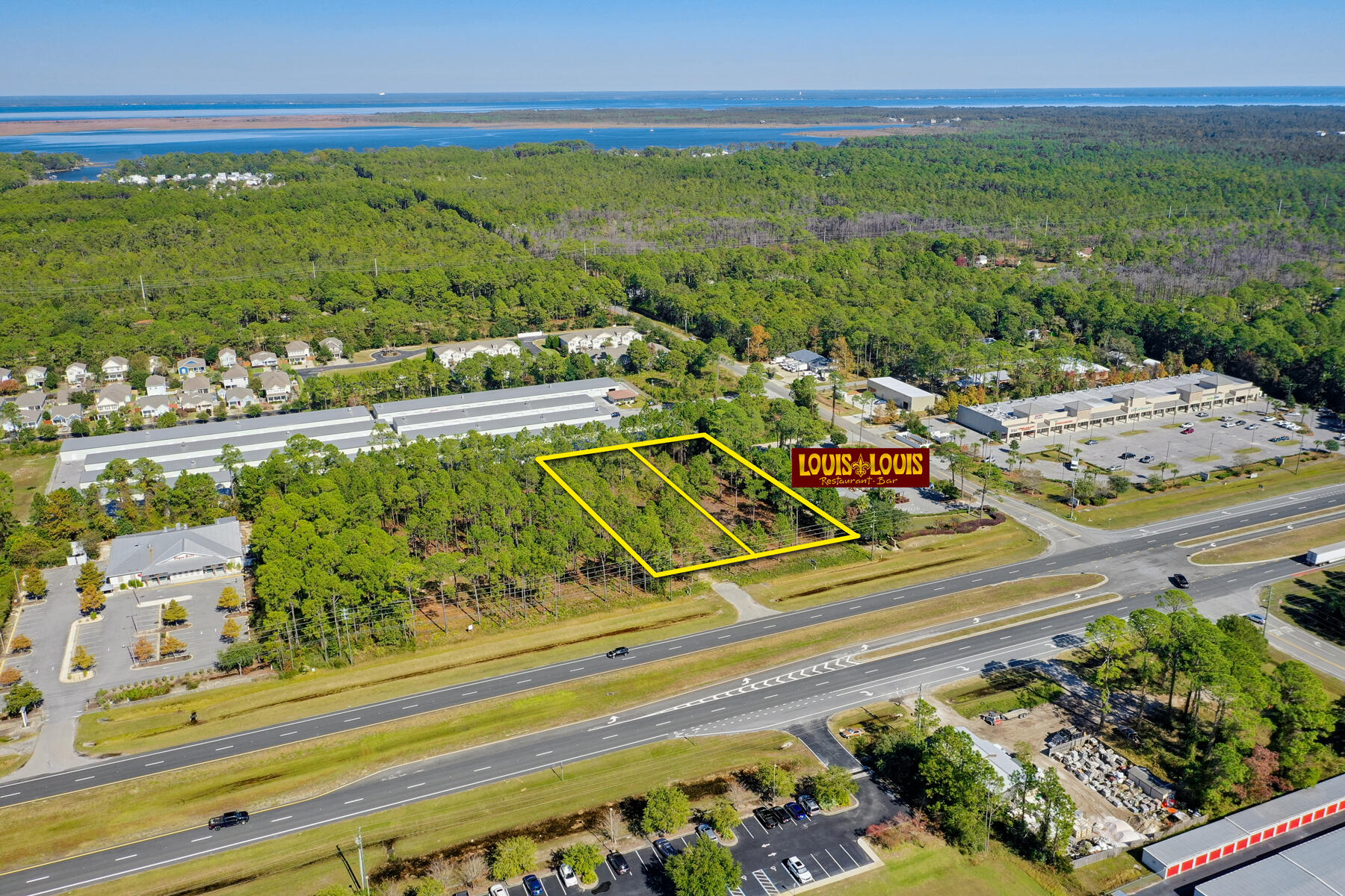 METES & BOUNDS - Land