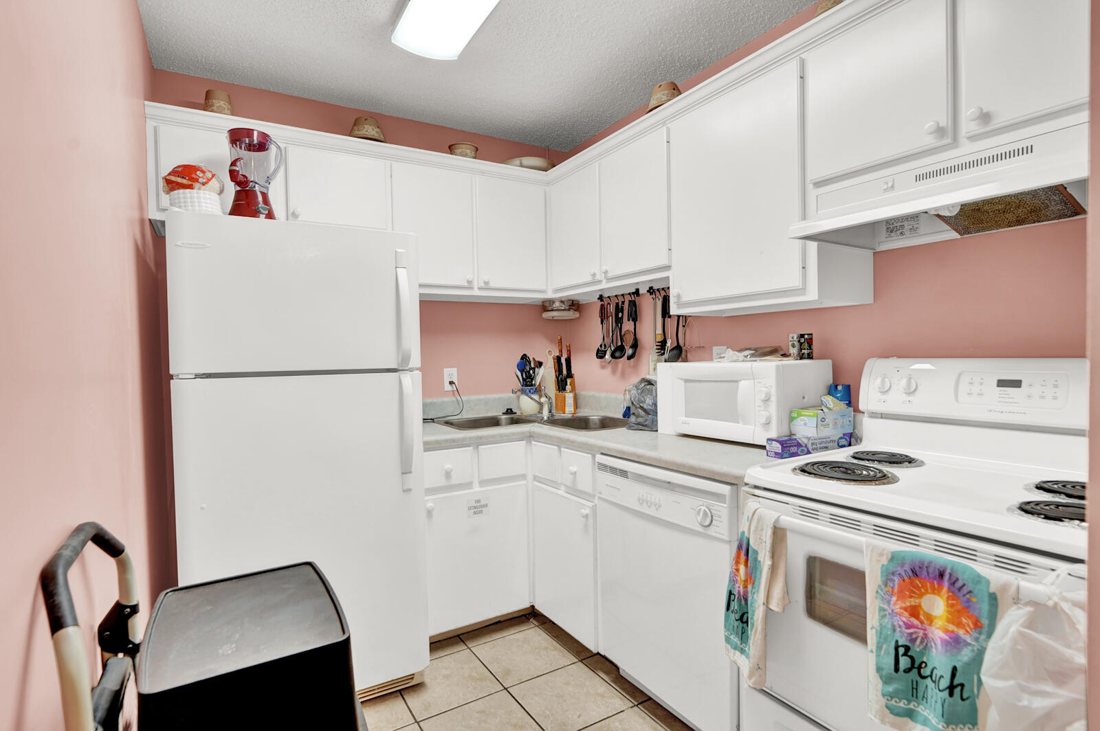 HORIZON SOUTH 1 CONDO - Residential