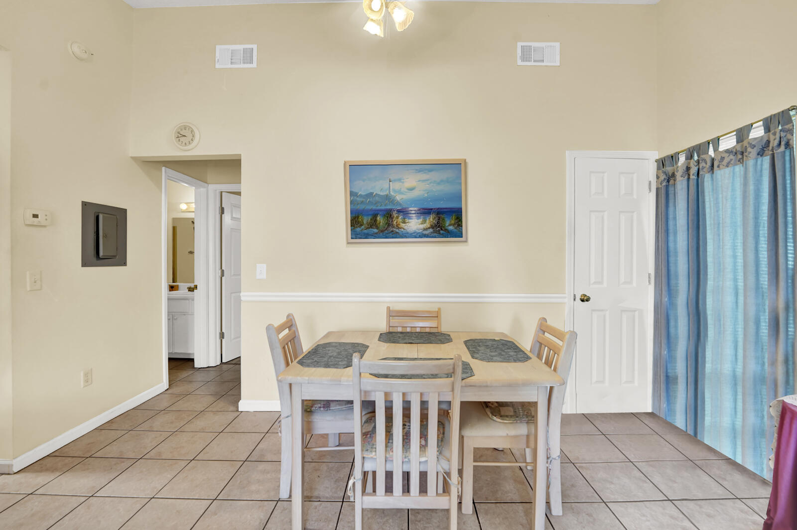 HORIZON SOUTH 1 CONDO - Residential