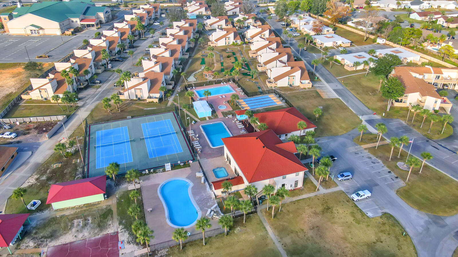 HORIZON SOUTH 1 CONDO - Residential