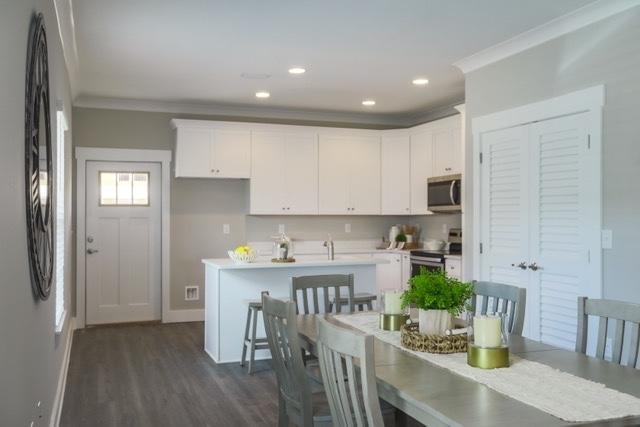 VERANDAS OF FREEPORT, THE - Residential Lease