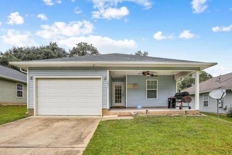 Photo of 1831 Gainer Avenue, Baker, FL 32531 (MLS # 984376)