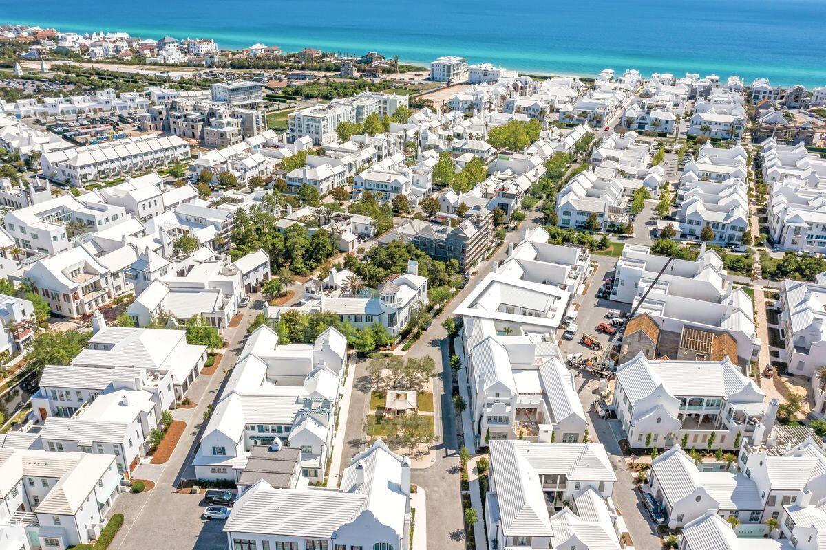 ALYS BEACH - Residential