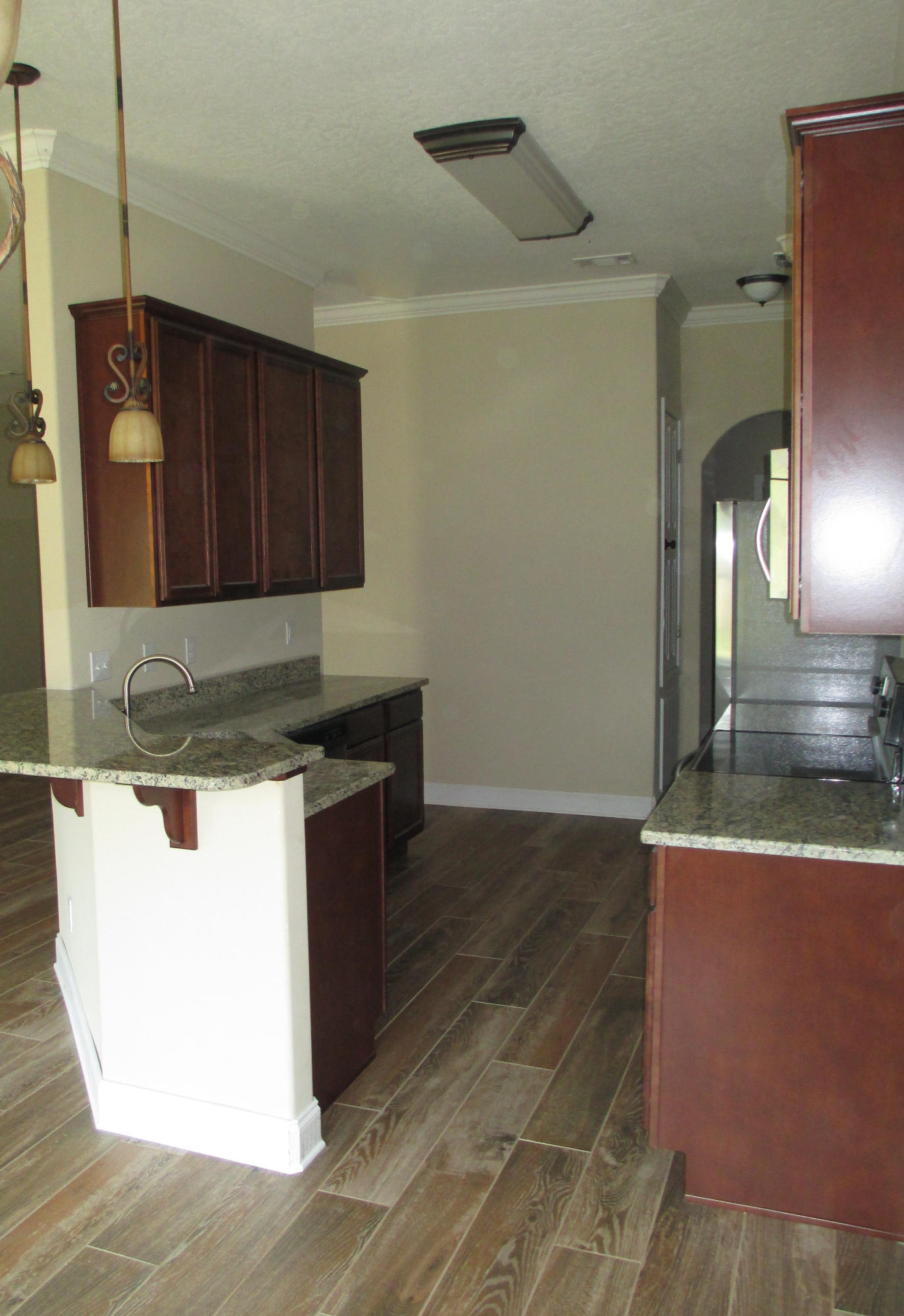 CRESENT SHORES - Residential