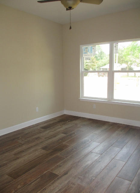 CRESENT SHORES - Residential