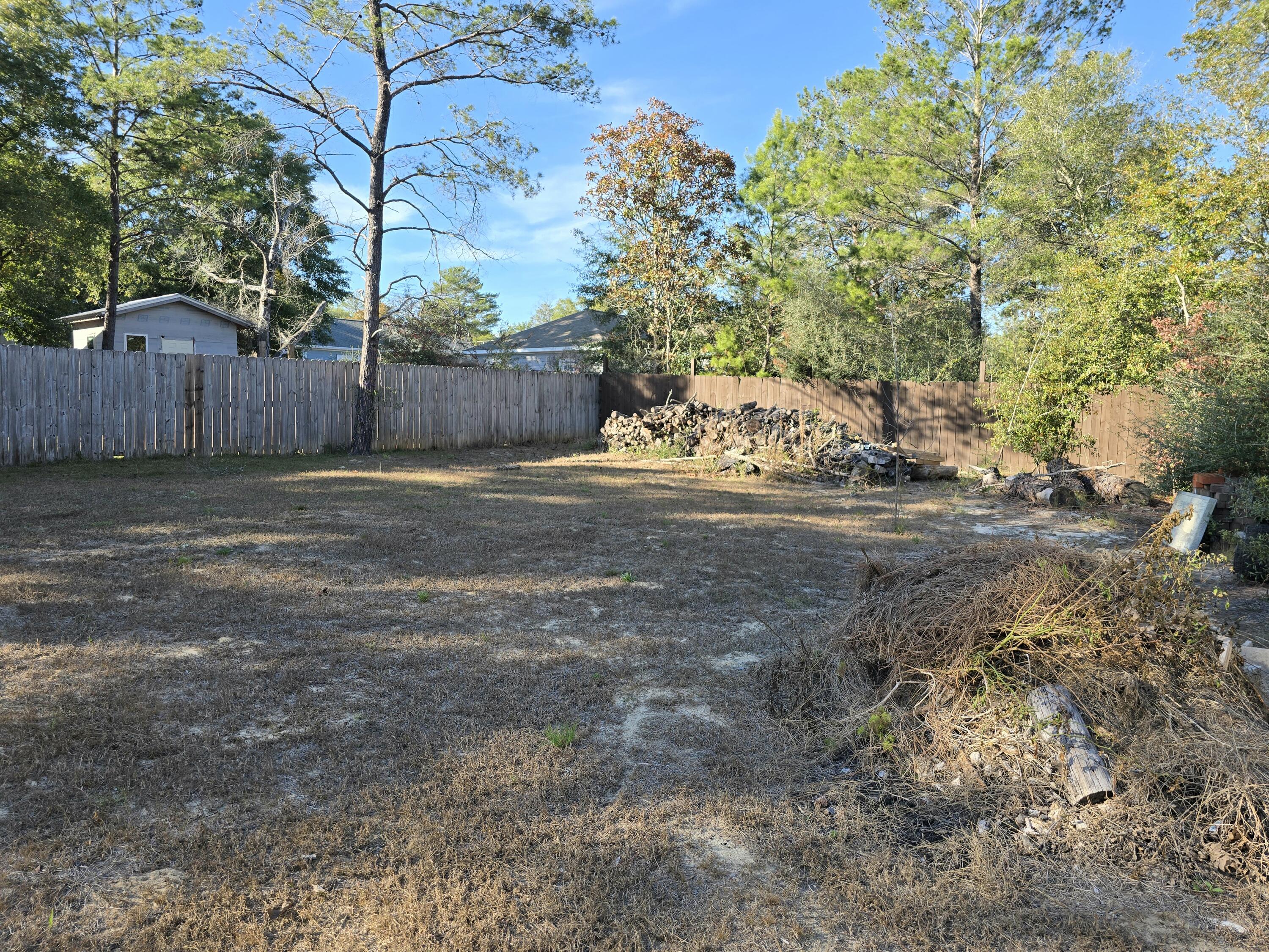 OAKWOOD HILLS UNIT 1 - Residential