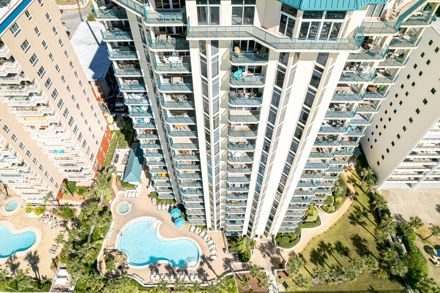 JADE EAST TOWERS CONDO - Residential