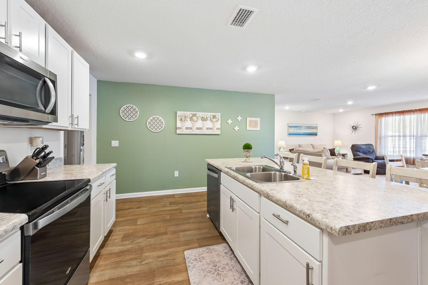 BRIDLE WOOD EST PH I - Residential