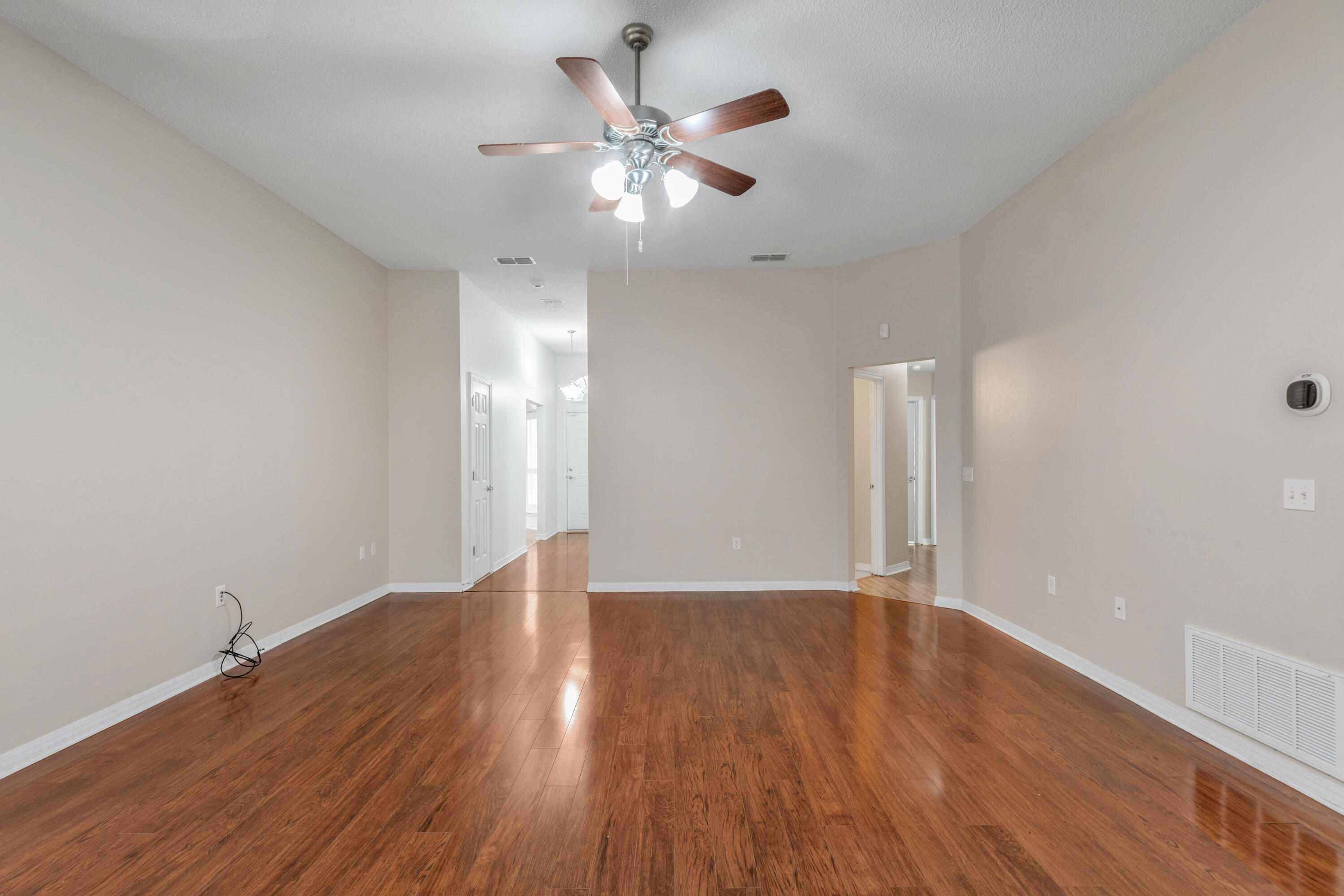 COUNTRYWOOD EST - Residential