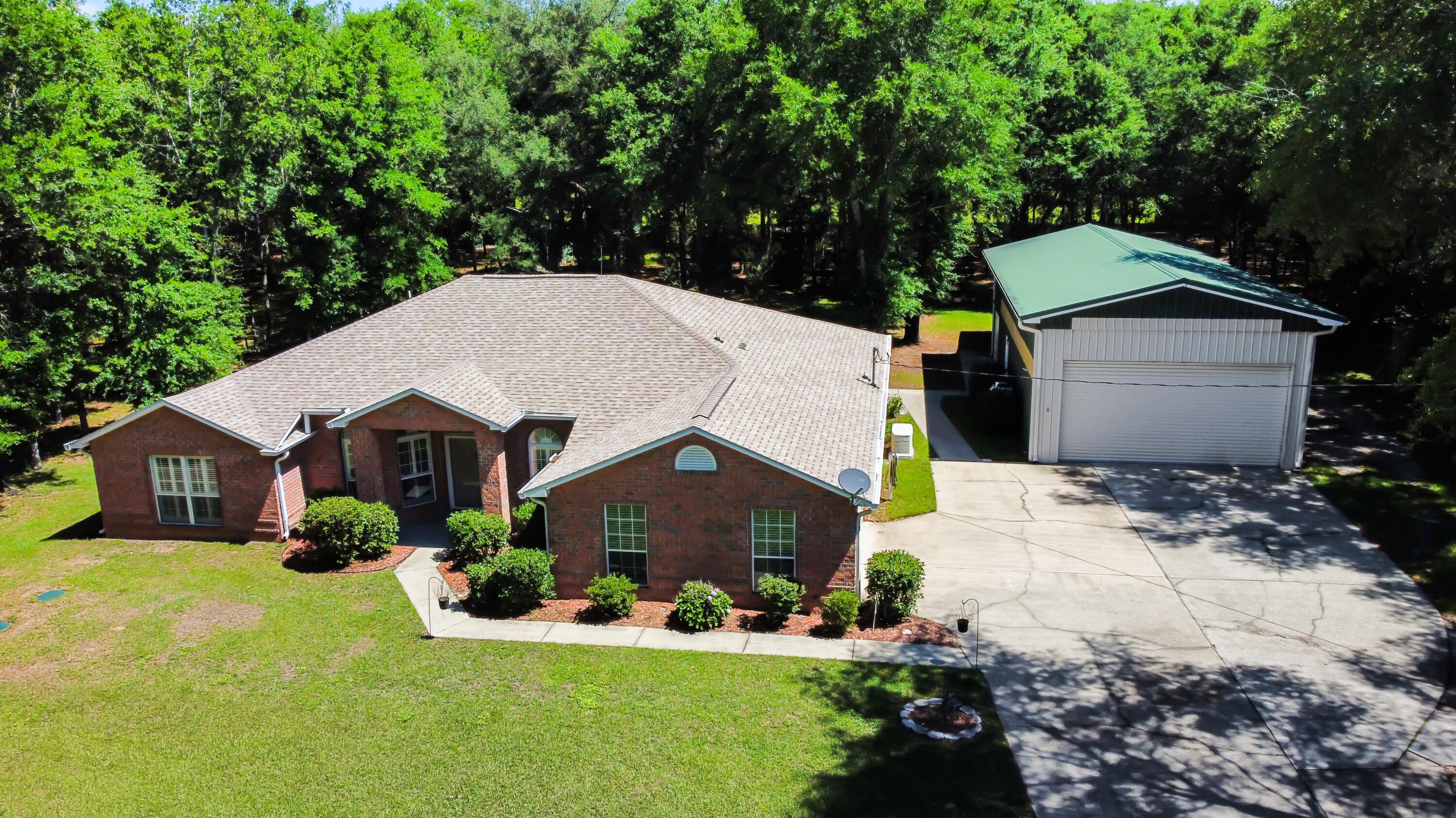 COUNTRYWOOD EST - Residential