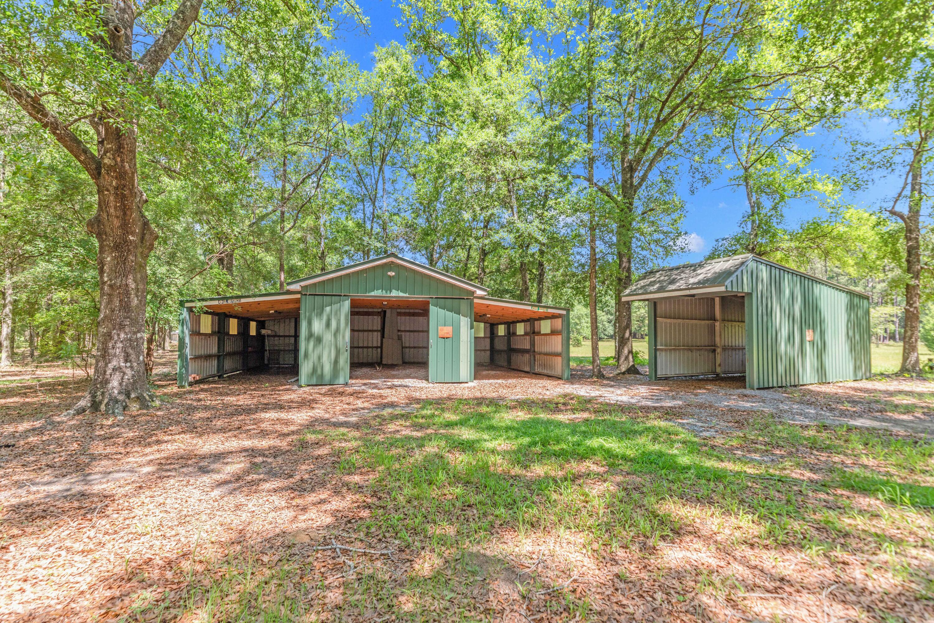 COUNTRYWOOD EST - Residential