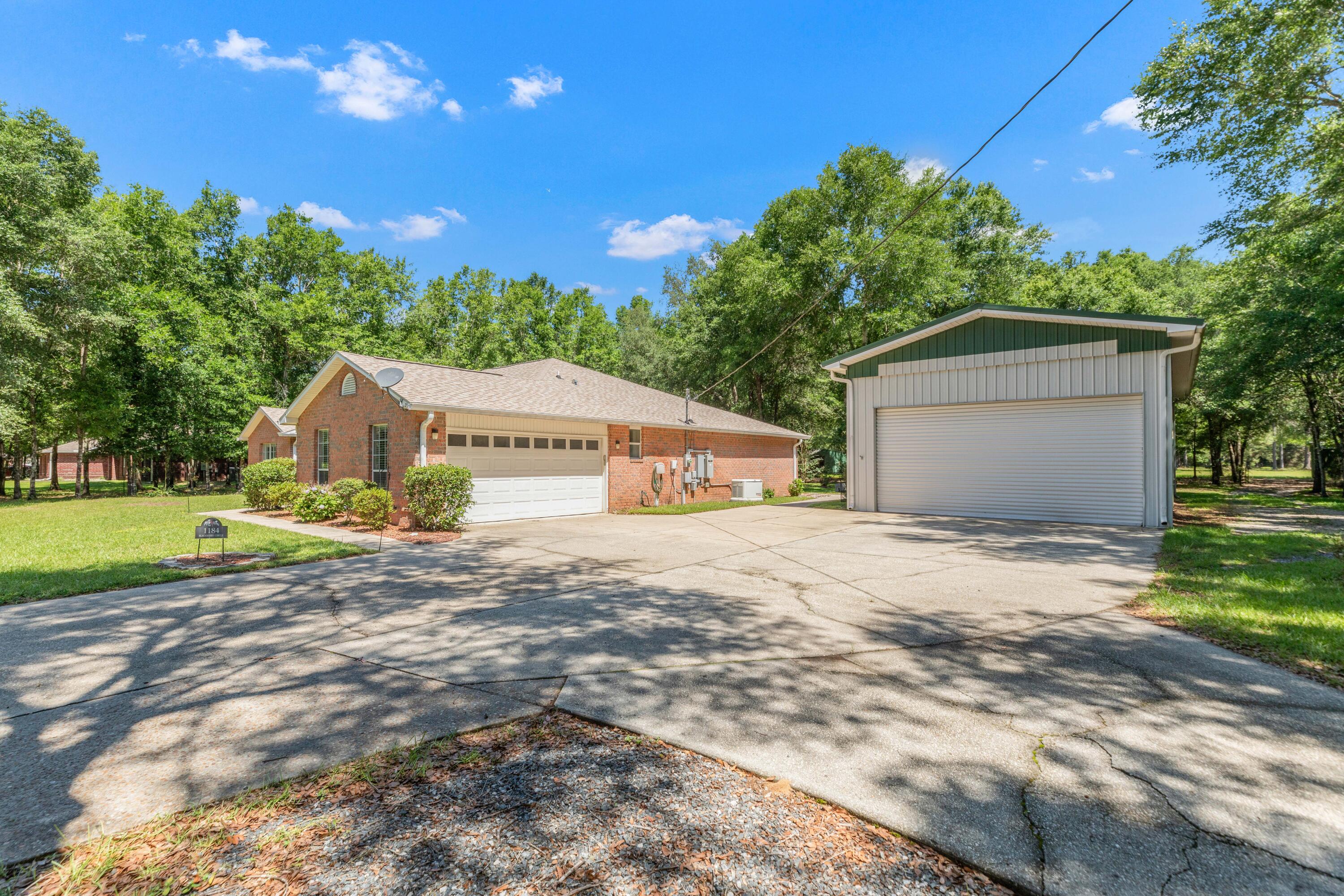 COUNTRYWOOD EST - Residential