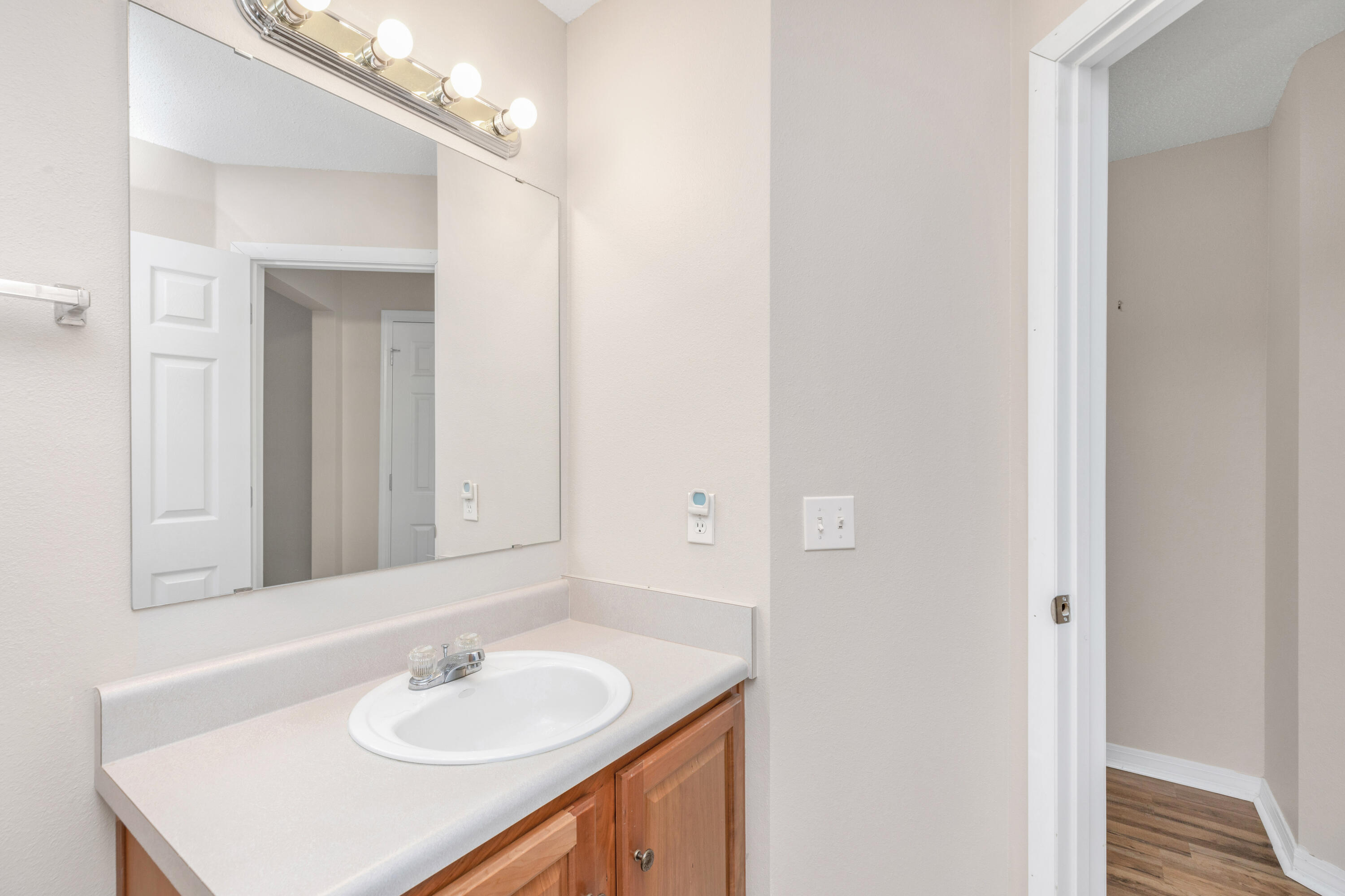COUNTRYWOOD EST - Residential