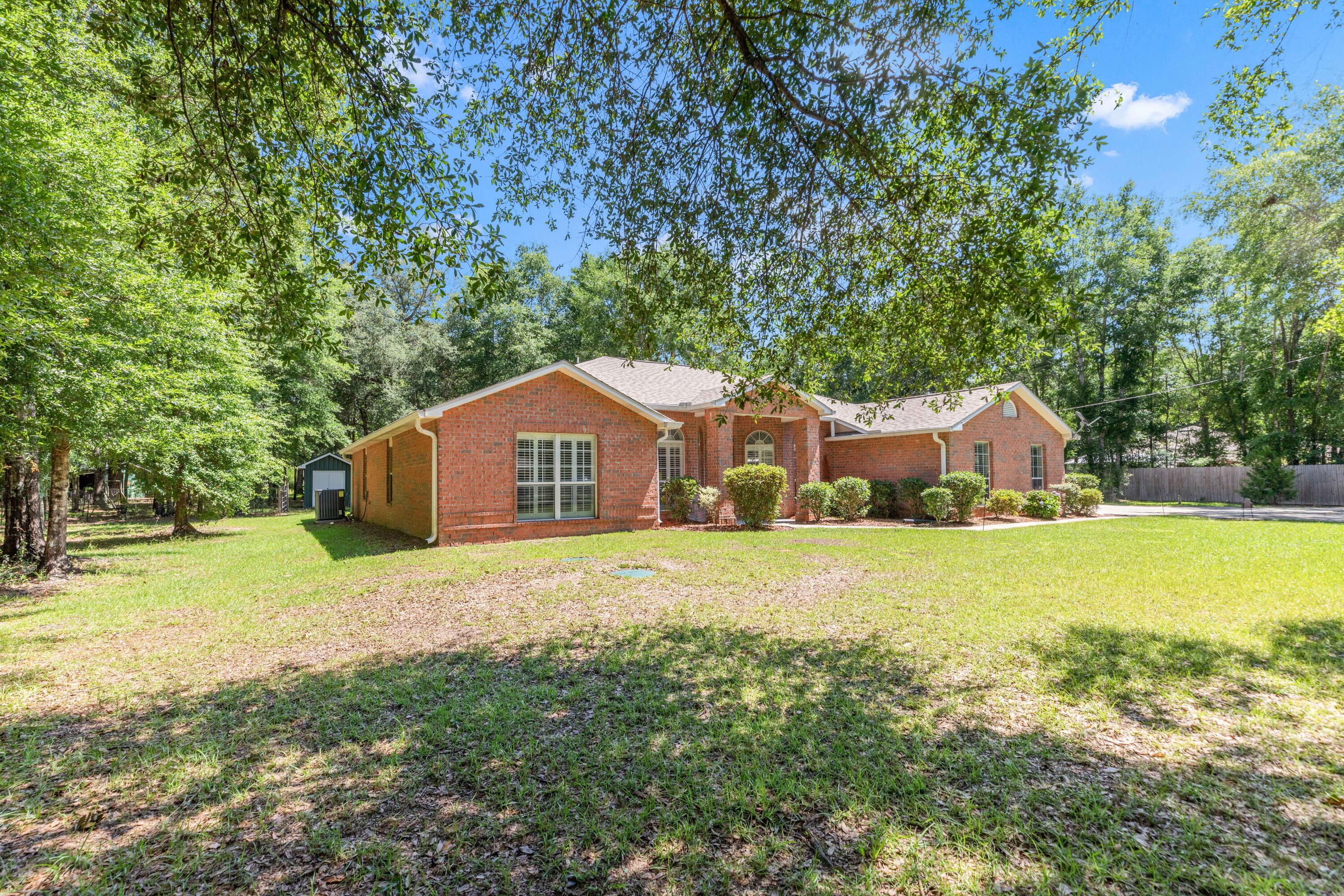 COUNTRYWOOD EST - Residential
