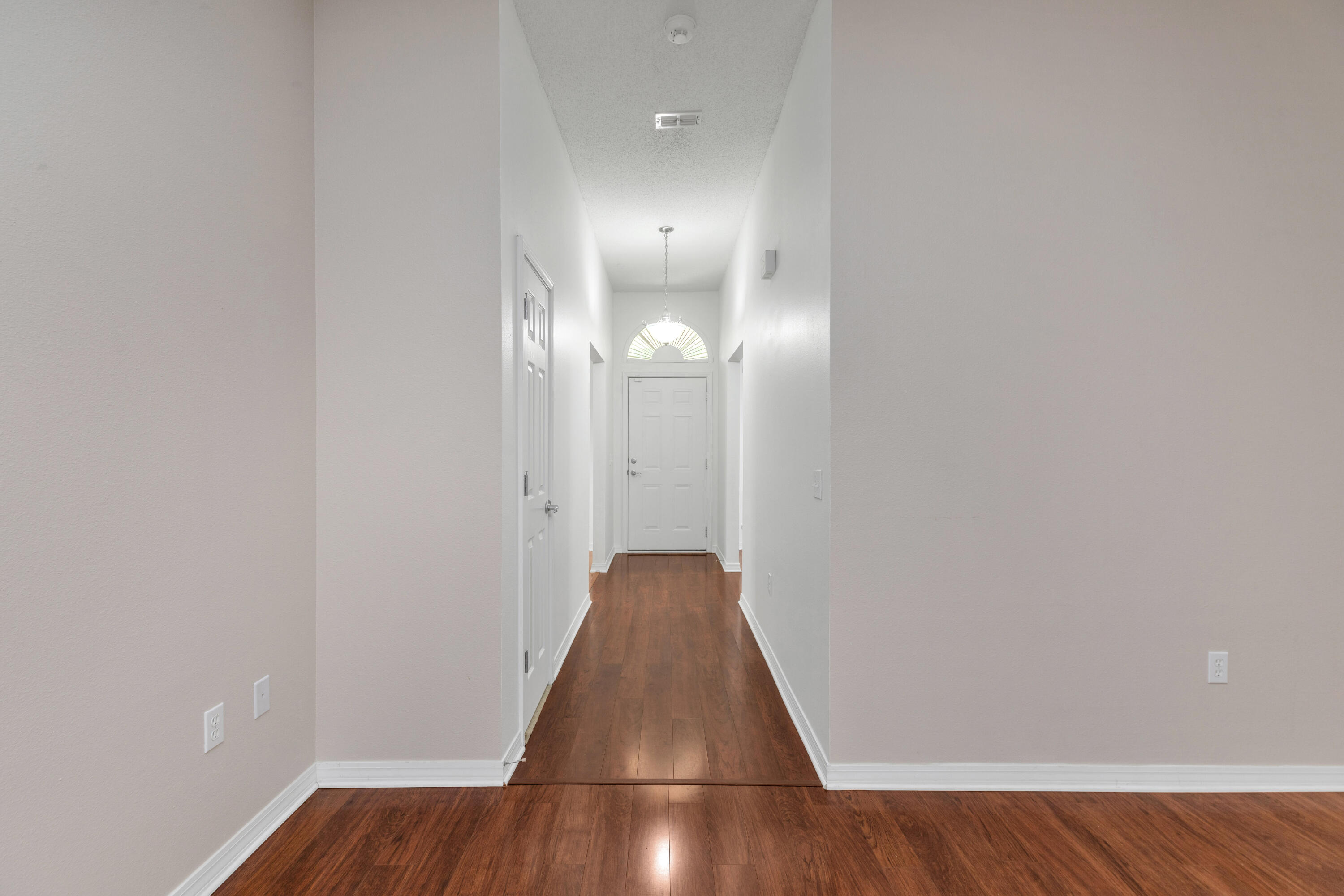 COUNTRYWOOD EST - Residential