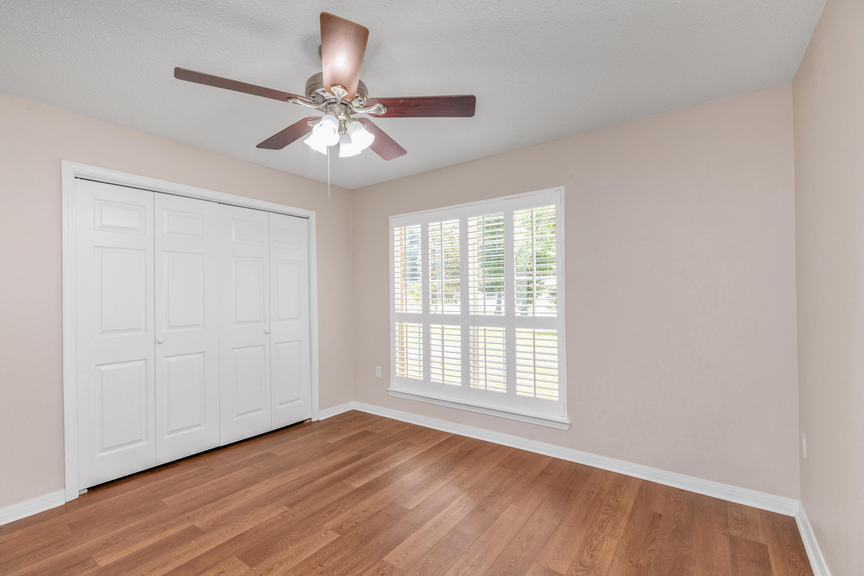 COUNTRYWOOD EST - Residential