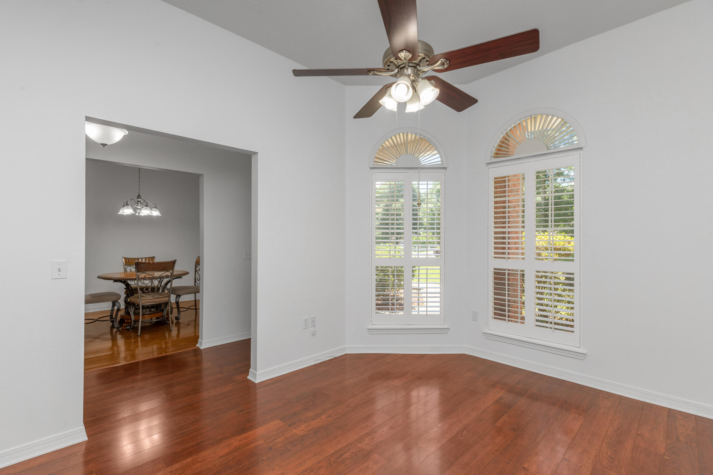 COUNTRYWOOD EST - Residential