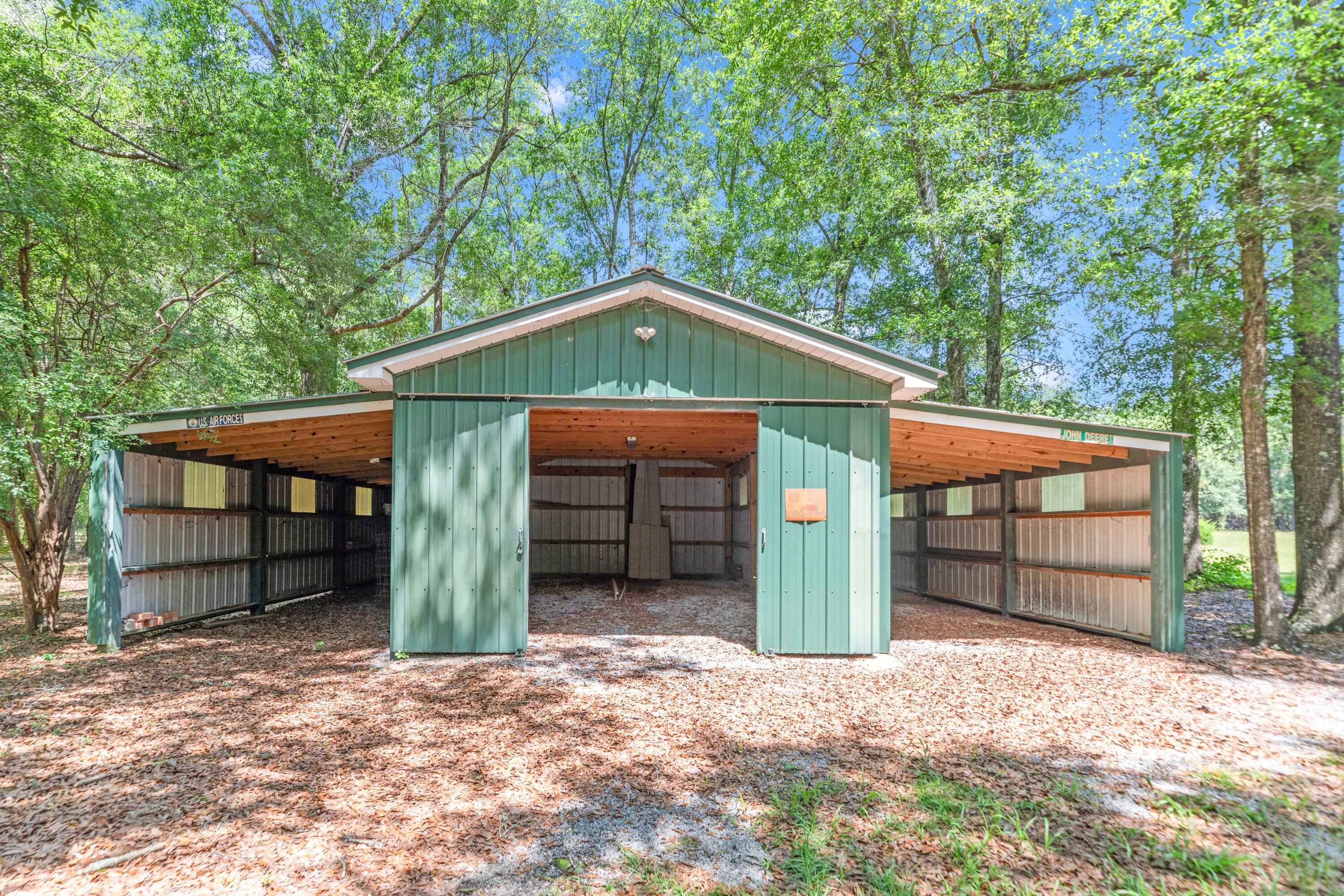 COUNTRYWOOD EST - Residential