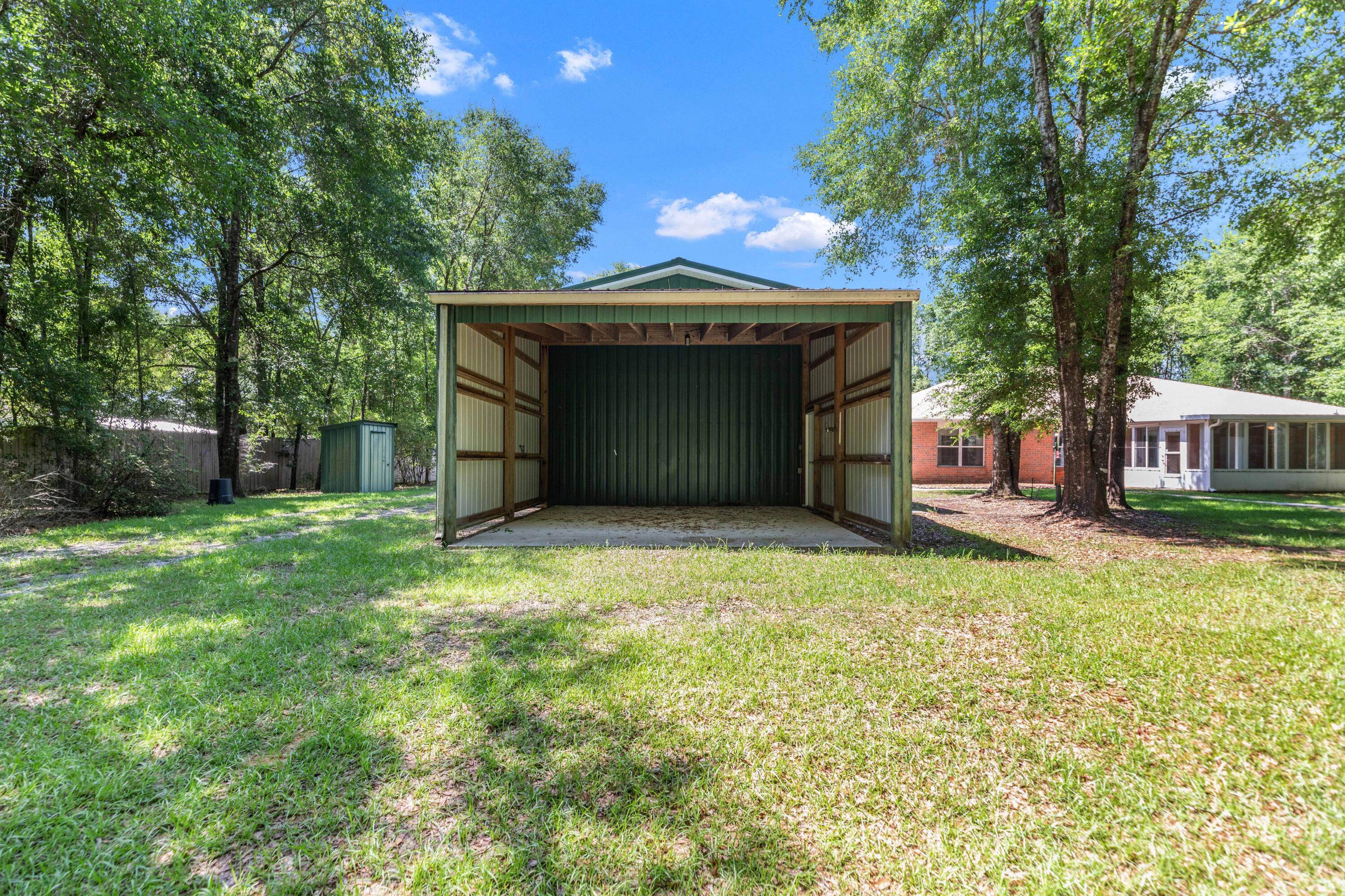 COUNTRYWOOD EST - Residential