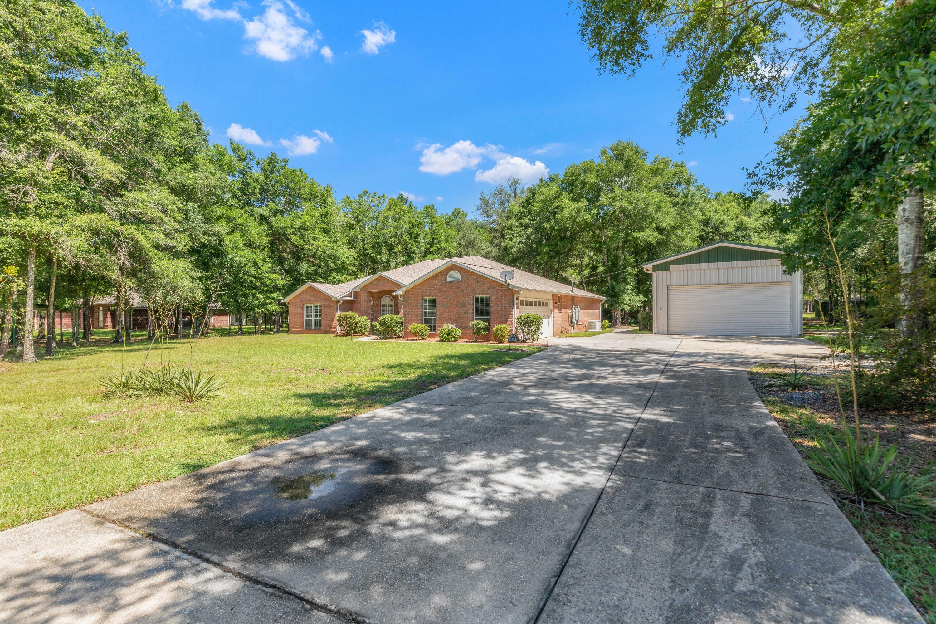 COUNTRYWOOD EST - Residential