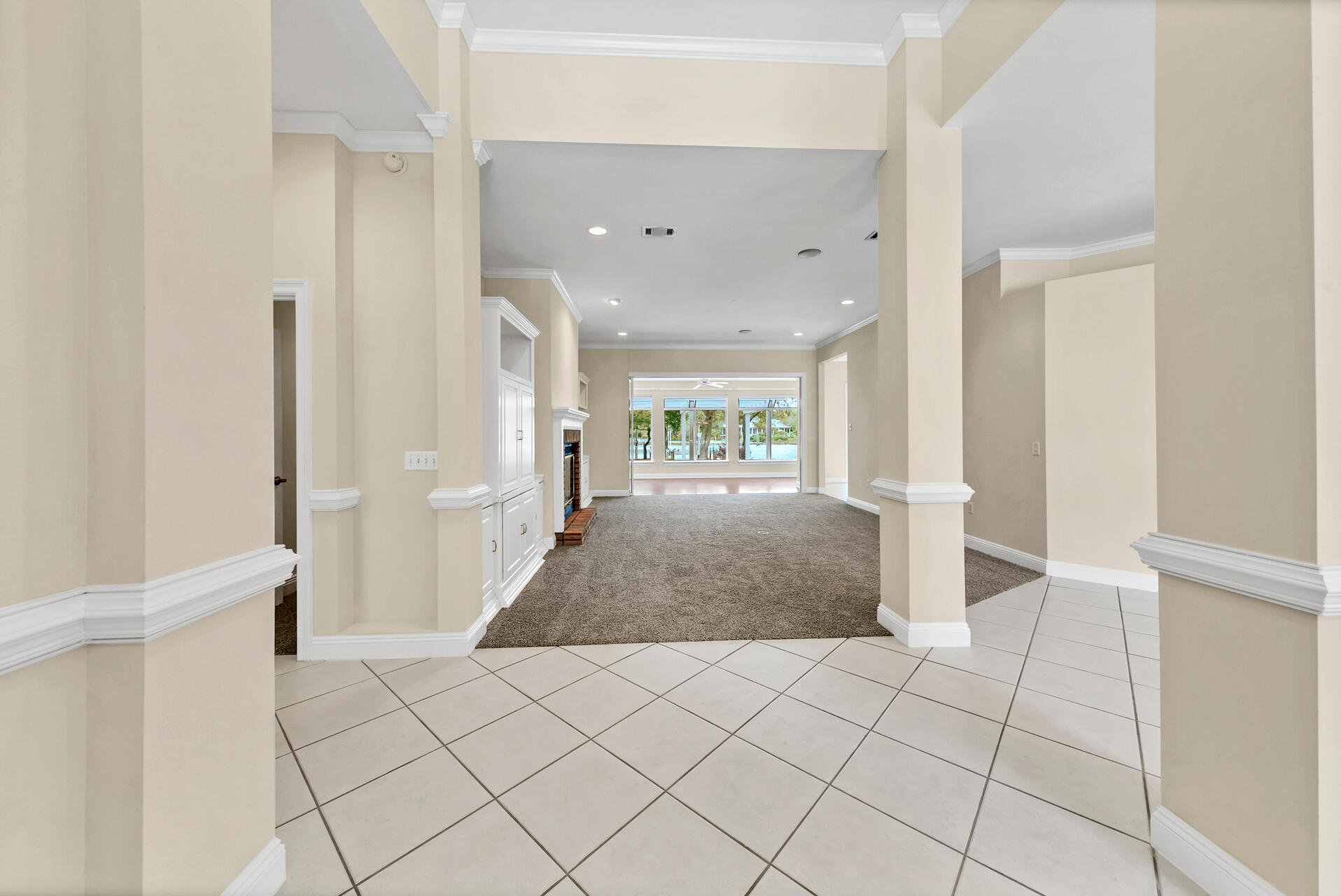 DANA POINTE - Residential