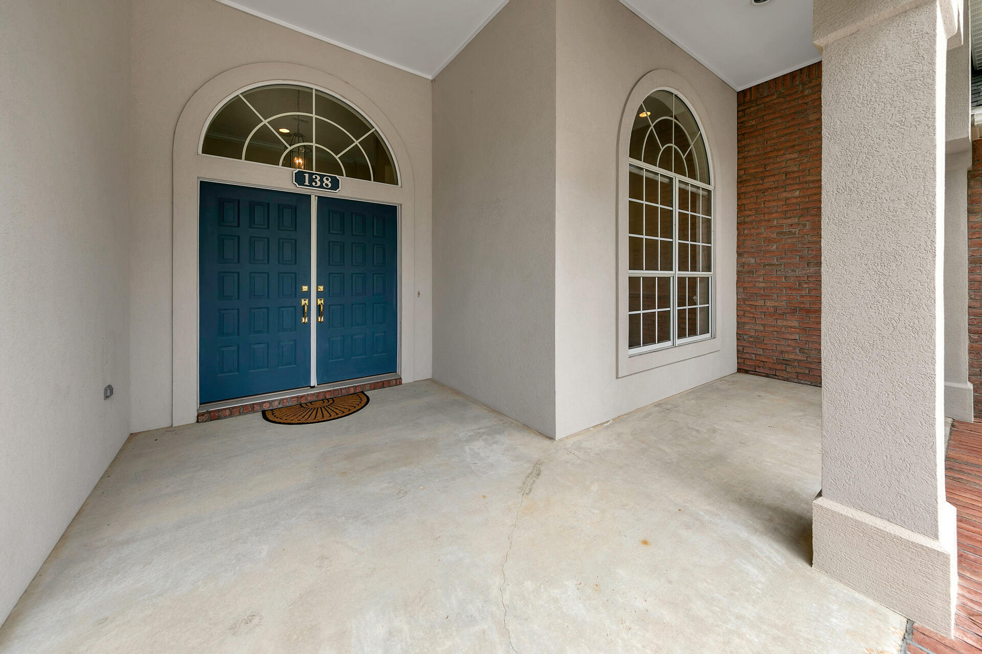 DANA POINTE - Residential