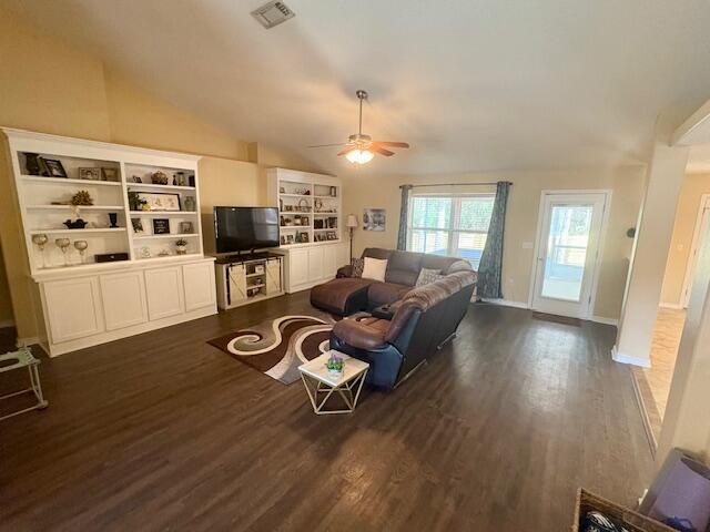 BROOKE ESTATES PH III - Residential Lease