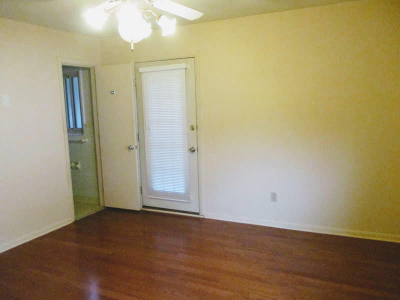 VILLA RUSS PARK - Residential