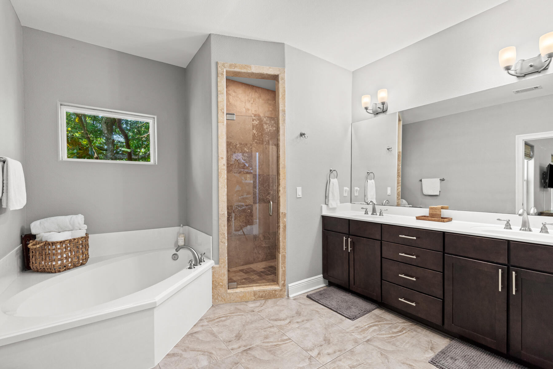 SOUNDVIEW - Residential