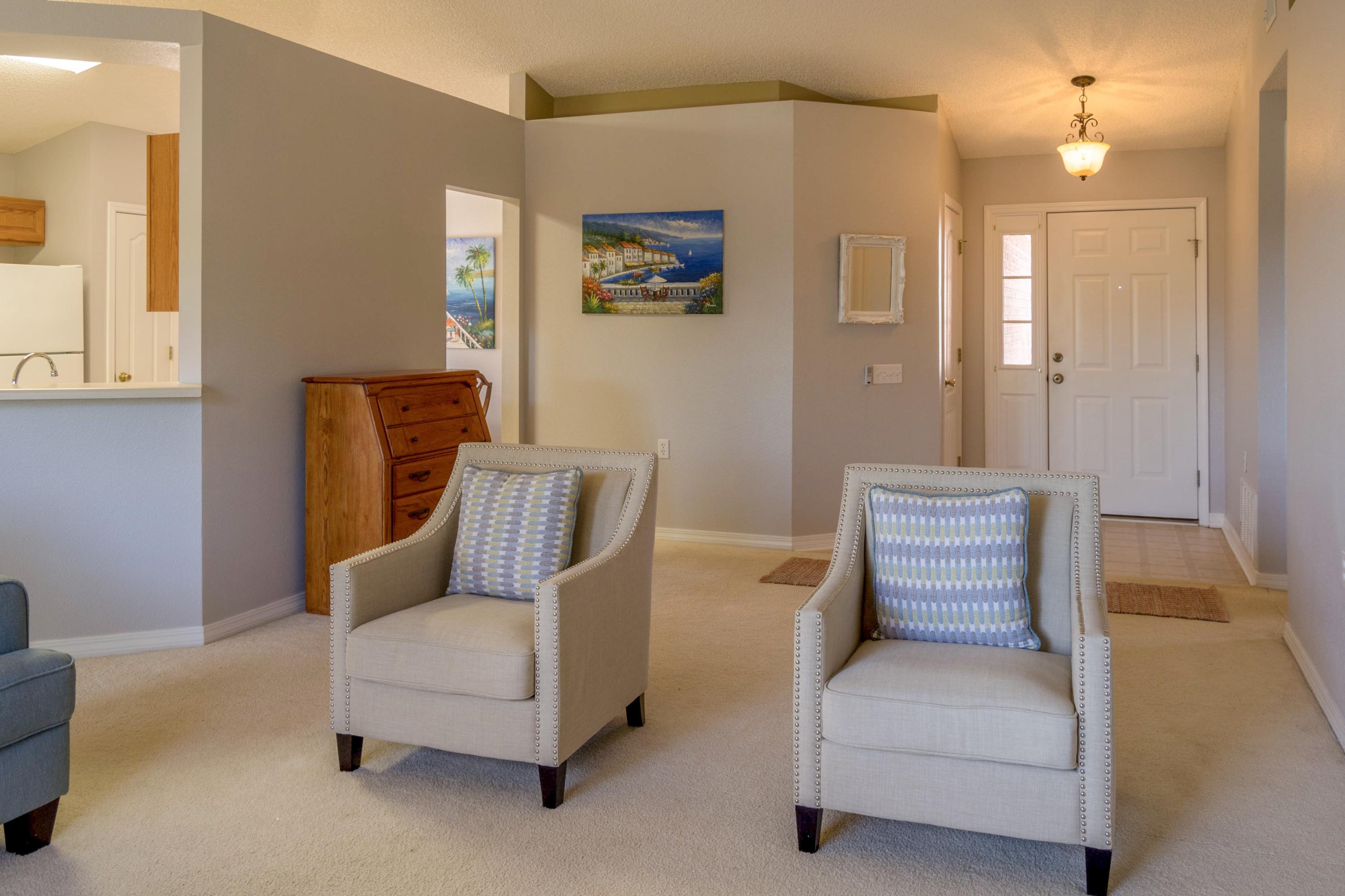 LIGHTHOUSE POINTE - Residential