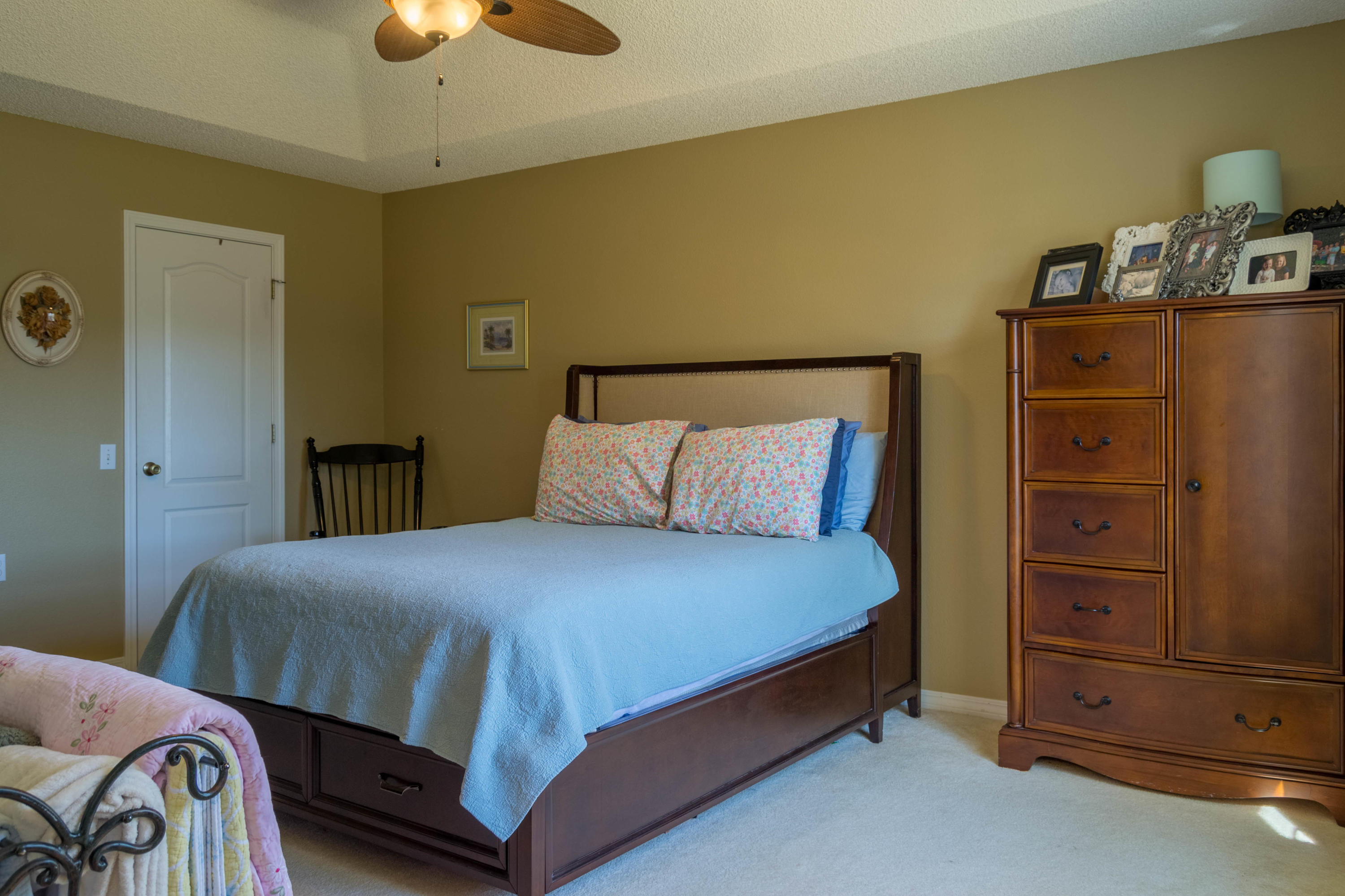 LIGHTHOUSE POINTE - Residential