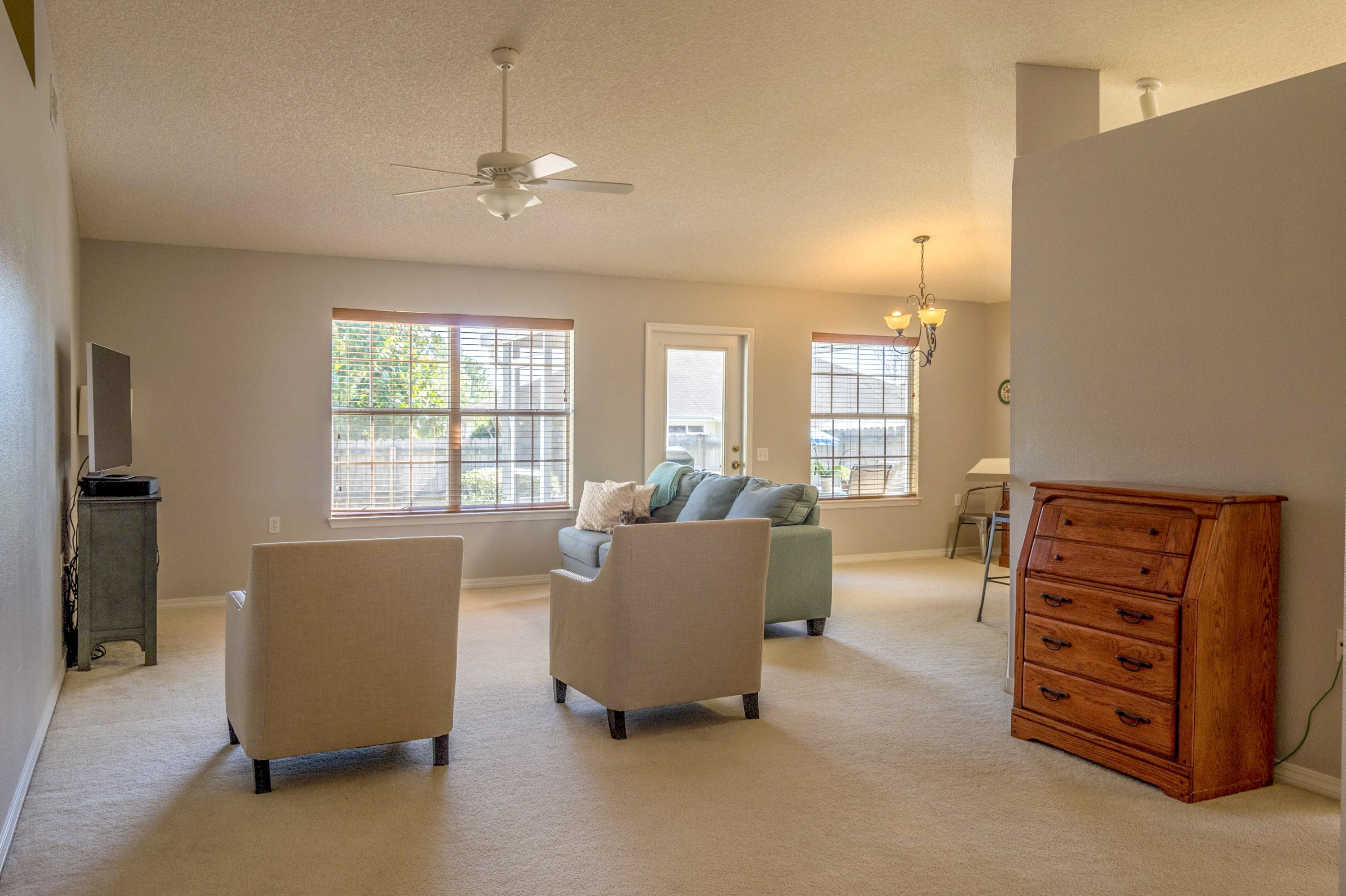 LIGHTHOUSE POINTE - Residential