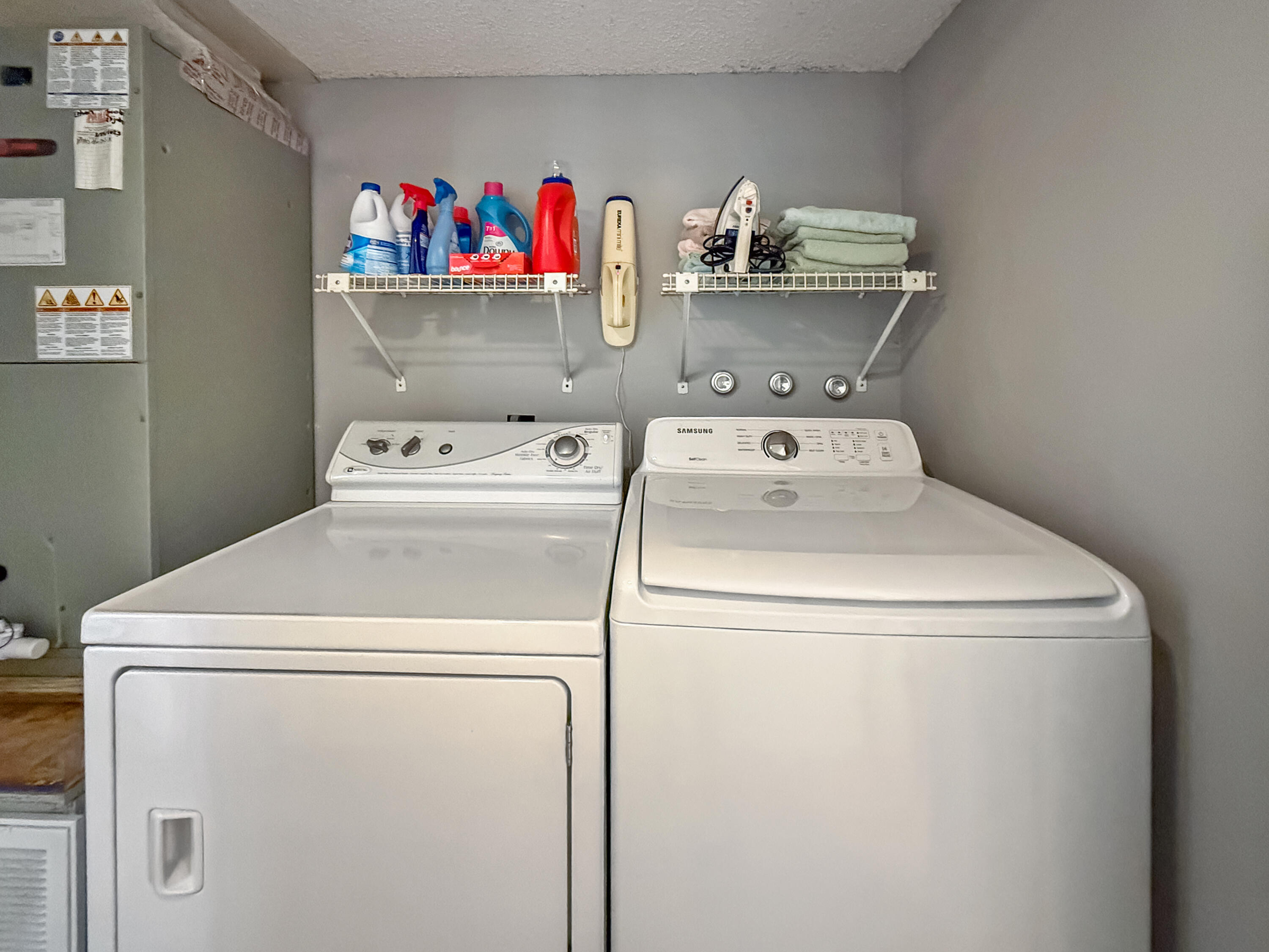 LINKSIDE VILLAGE UNIT 1 - Residential