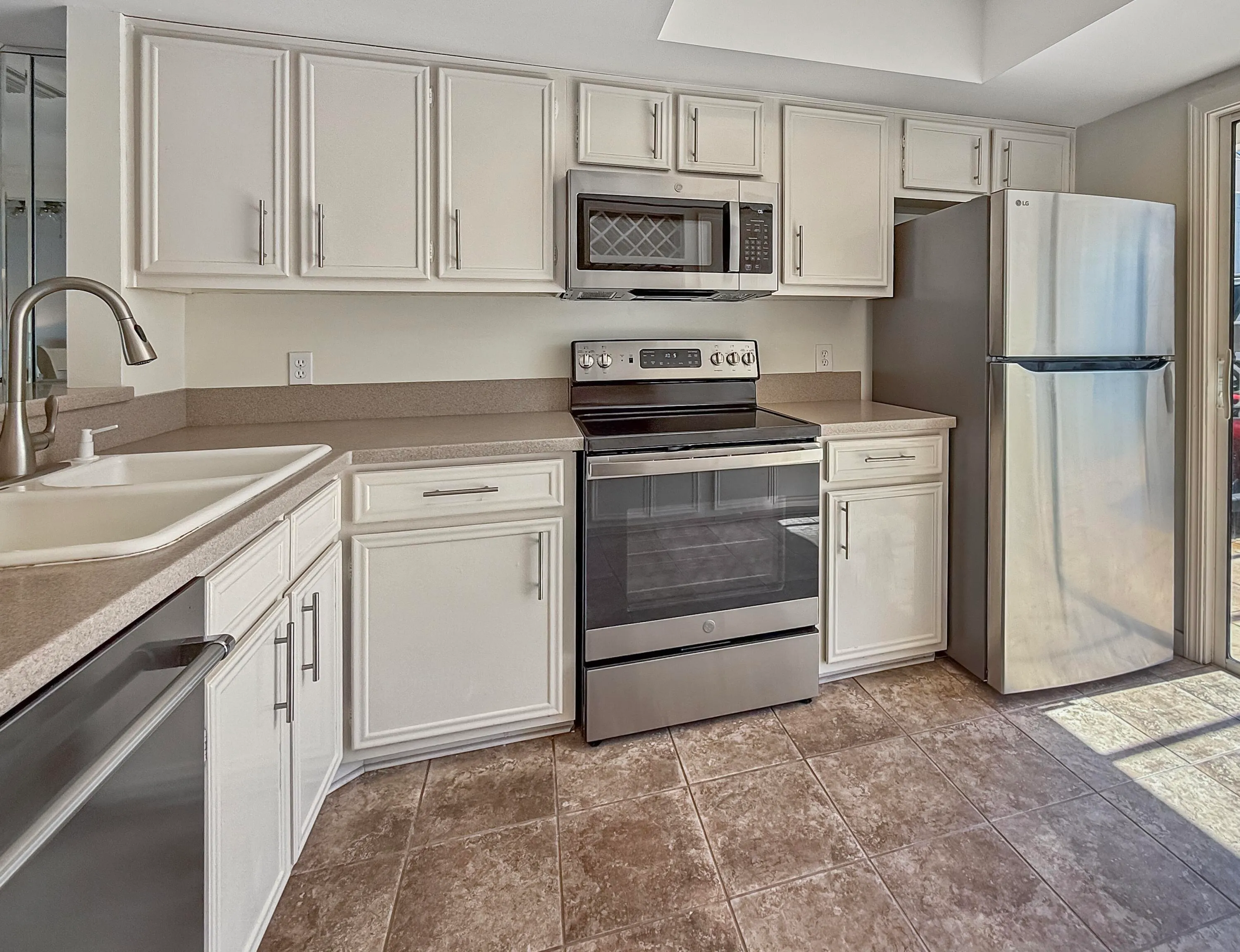 Miramar Beach, Florida 32550, United States, 3 Bedrooms Bedrooms, ,3 BathroomsBathrooms,Residential,Active,148643