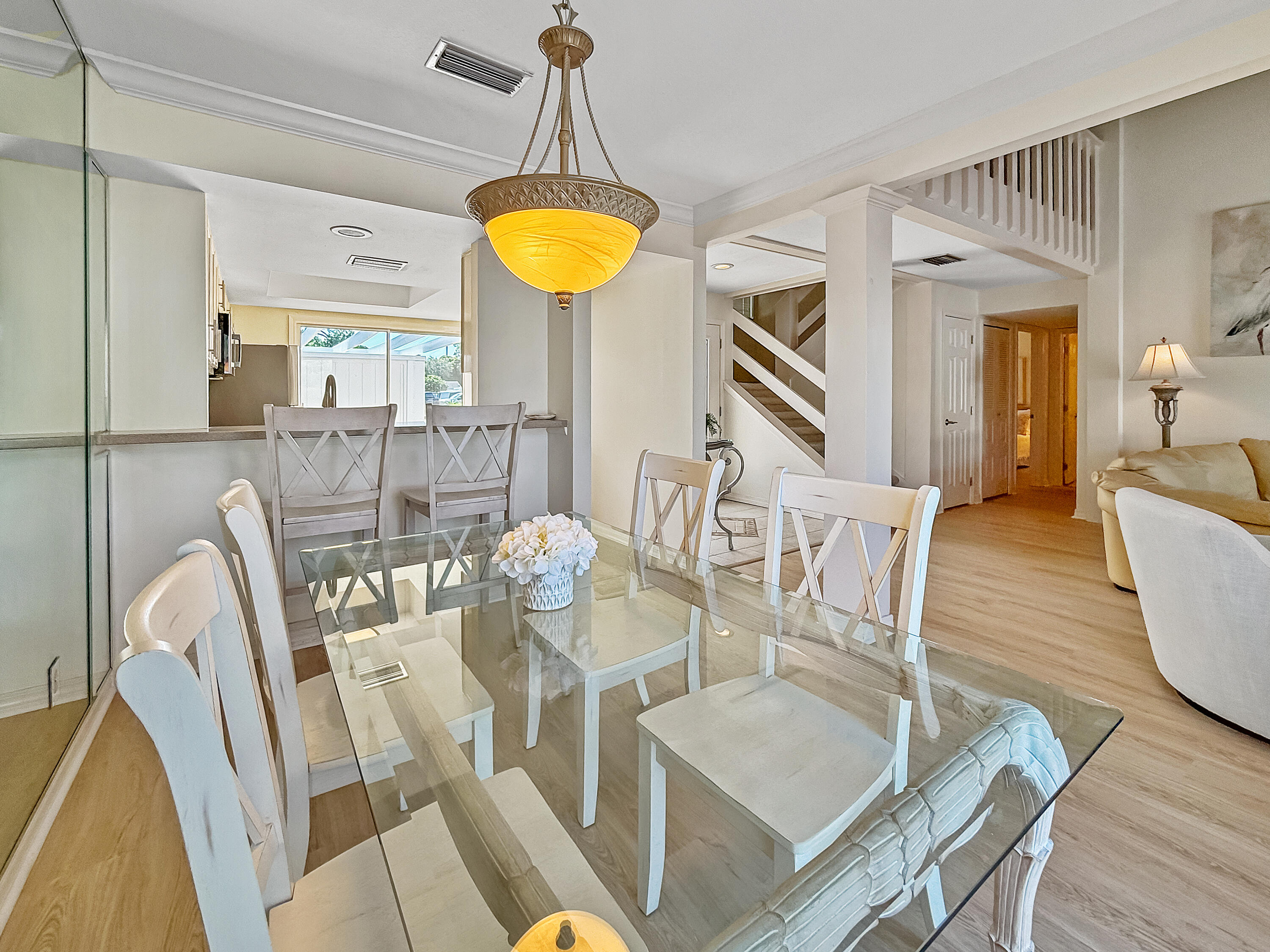LINKSIDE VILLAGE UNIT 1 - Residential