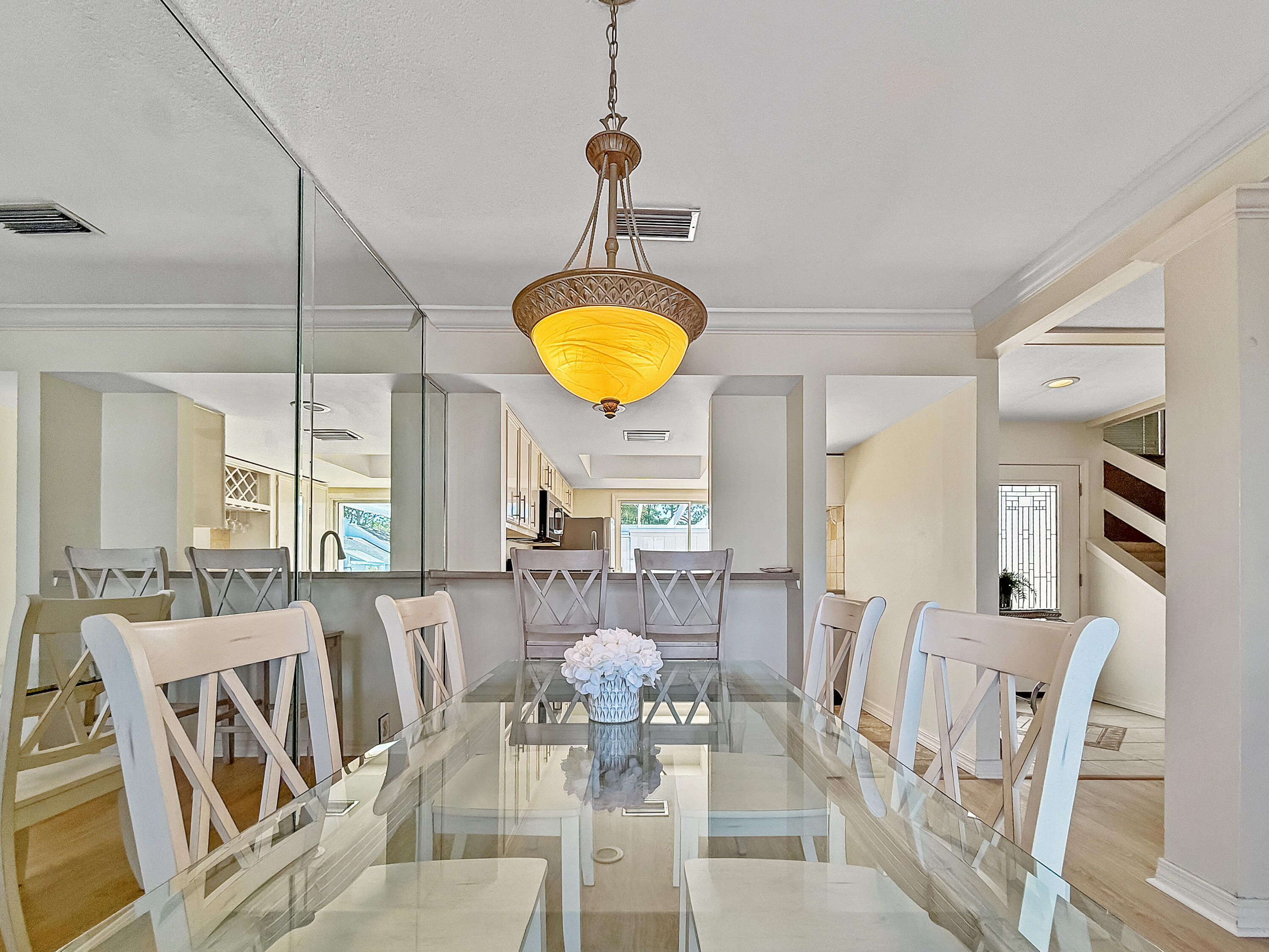 LINKSIDE VILLAGE UNIT 1 - Residential