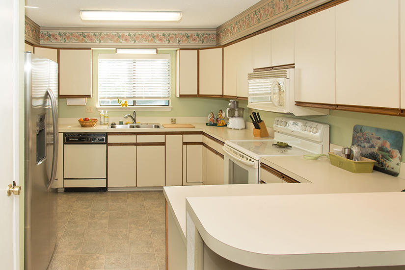 BAYOU PINES T/H - Residential