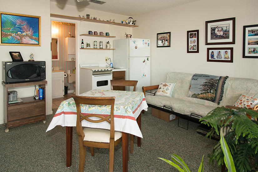 BAYOU PINES T/H - Residential