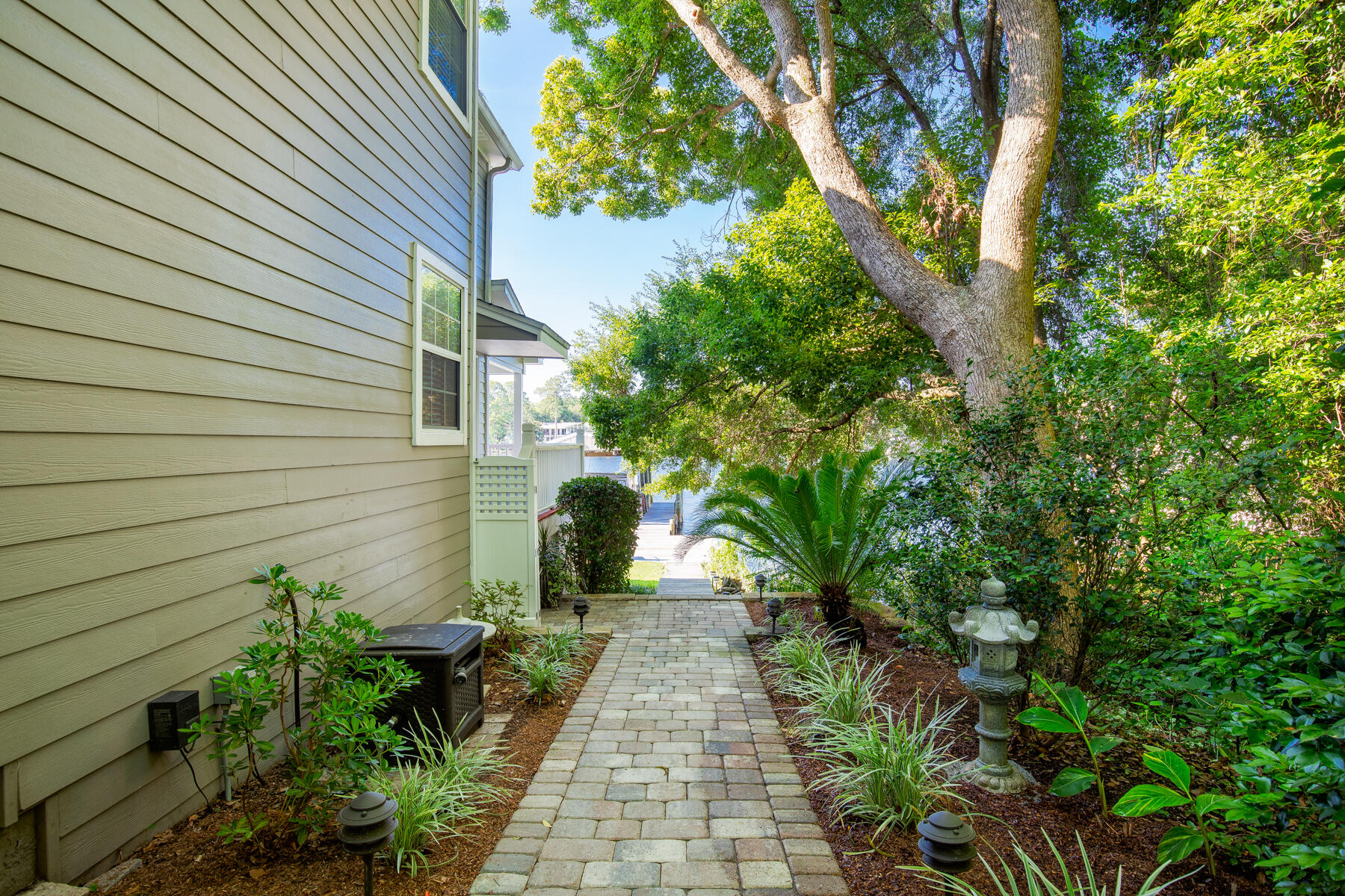 SUNSET BEACH - Residential