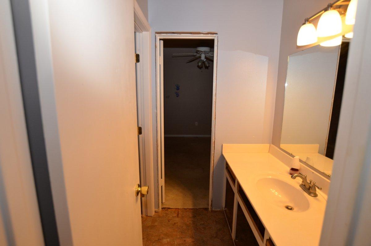 MCLAUGHLIN & HARRIS - Residential