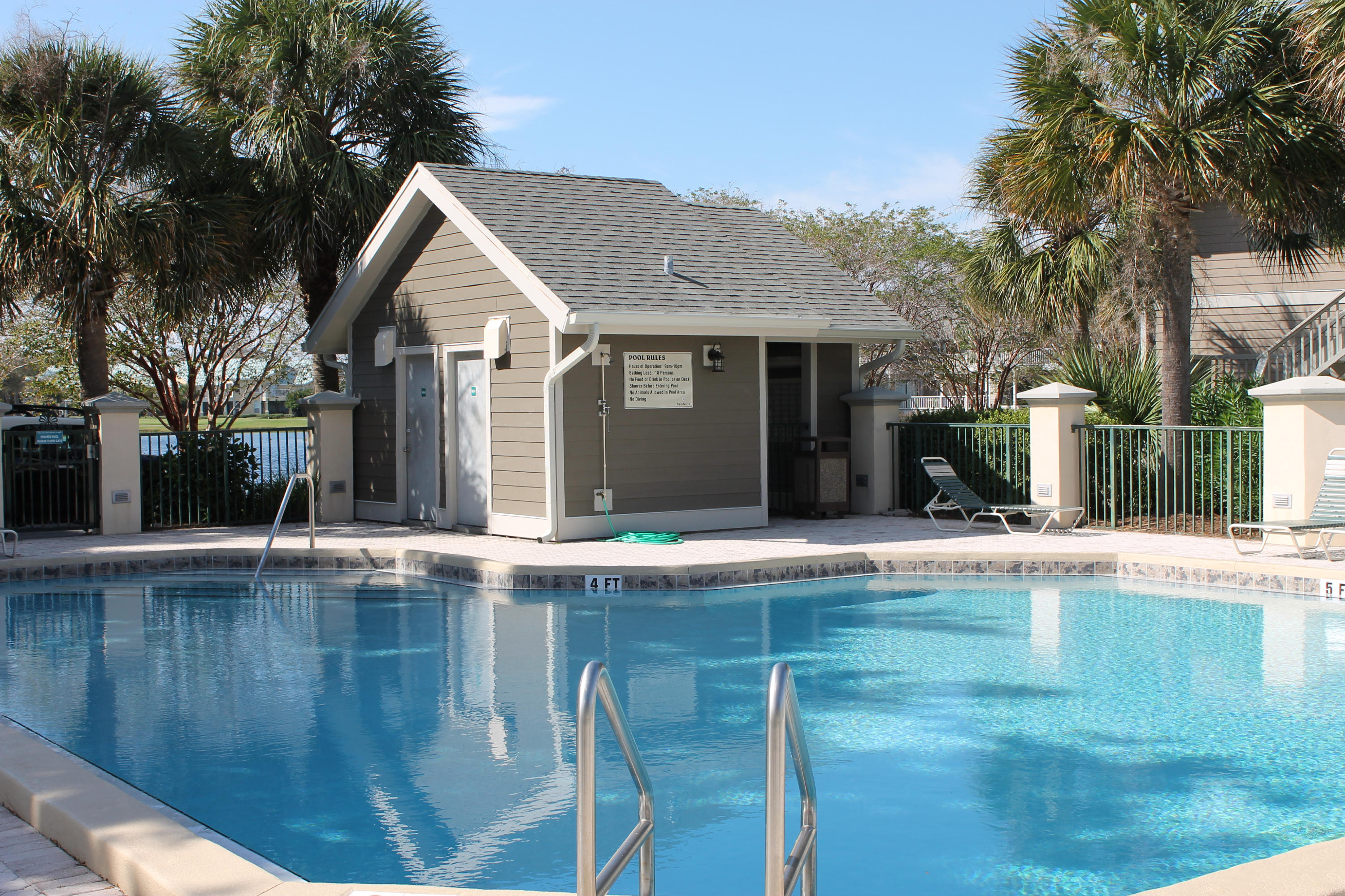 HARBOUR POINT CONDO - Residential