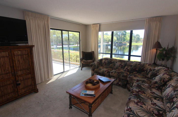 HARBOUR POINT CONDO - Residential