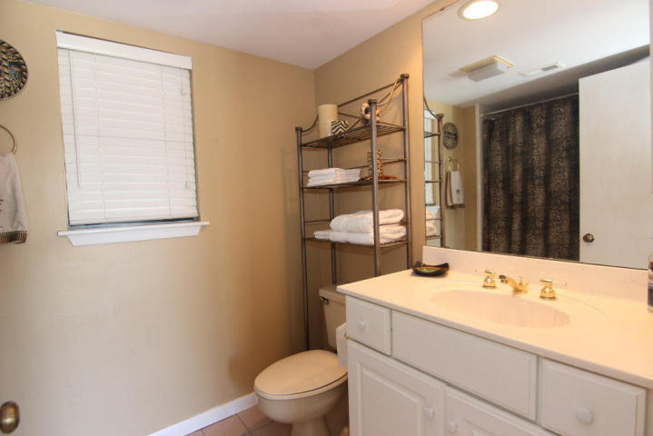 HARBOUR POINT CONDO - Residential