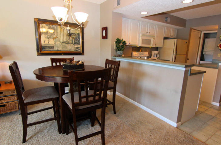 HARBOUR POINT CONDO - Residential