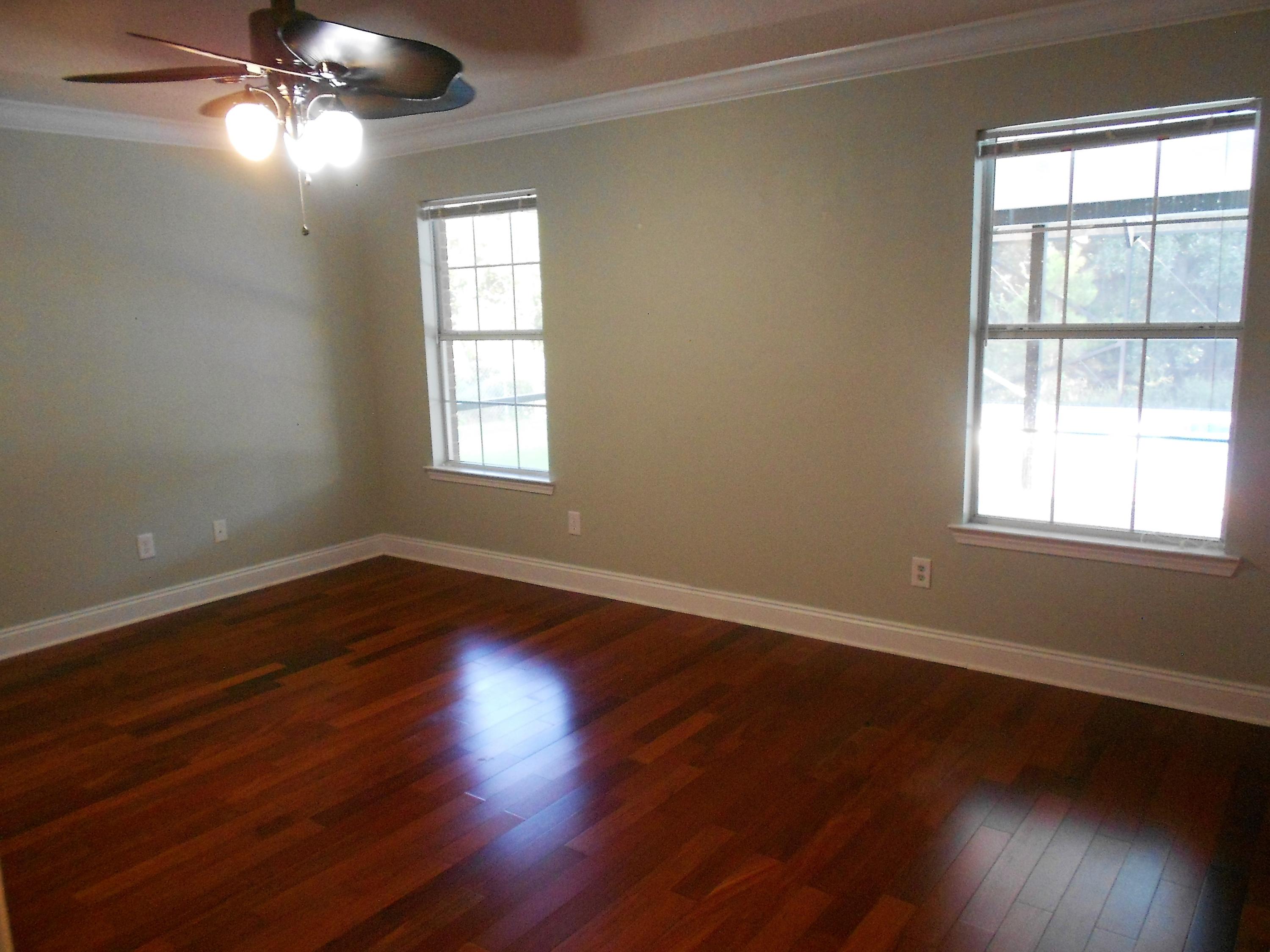 WOODLAWN HEIGHTS - Residential