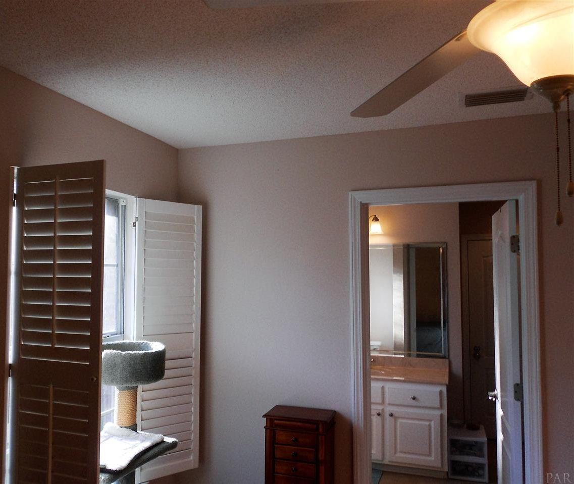 WOODLAWN HEIGHTS - Residential