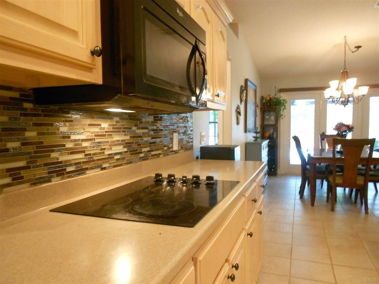 WOODLAWN HEIGHTS - Residential