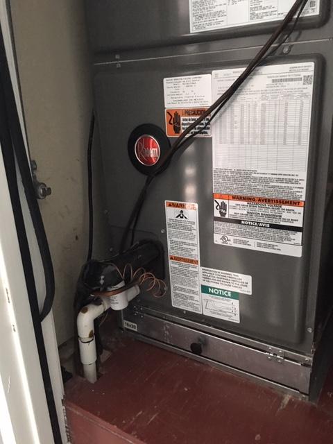 ROYAL OAK VILLAGE 2A - Residential Lease